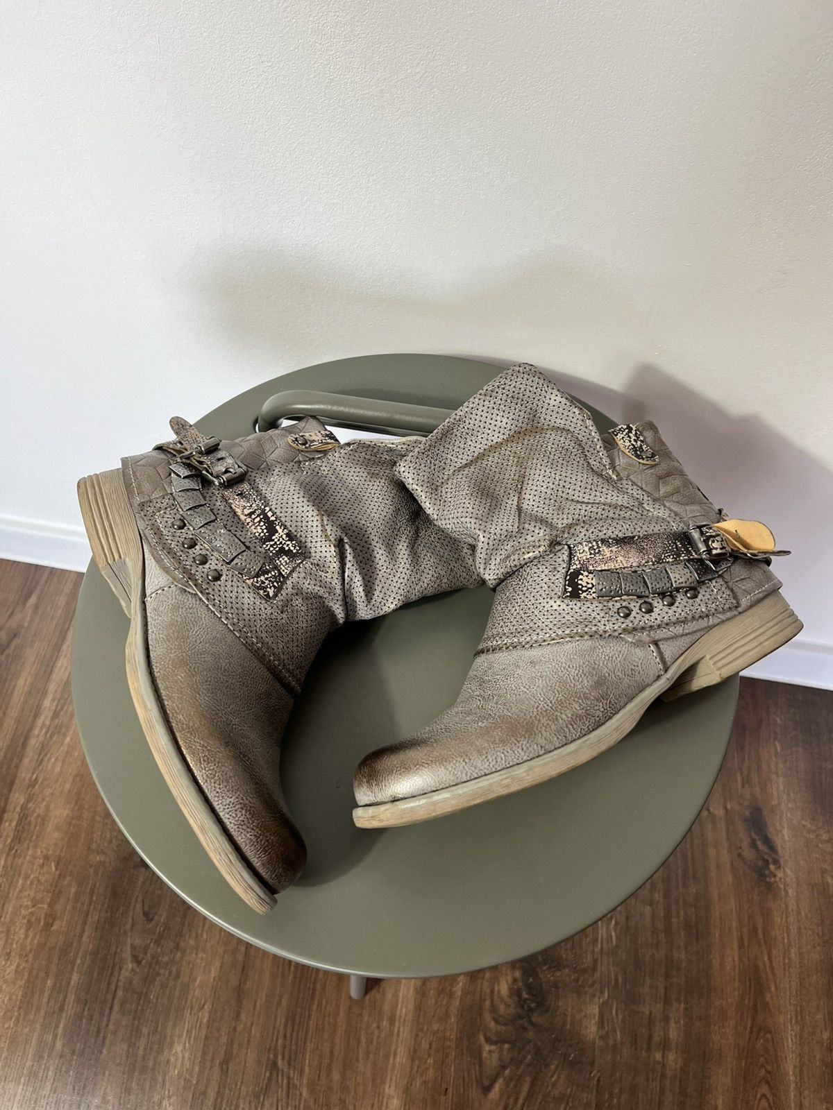 Other Avant-Garde Metallic Distressed Mid Boots Size 38 Size US 7 / IT 37 - 7 Thumbnail