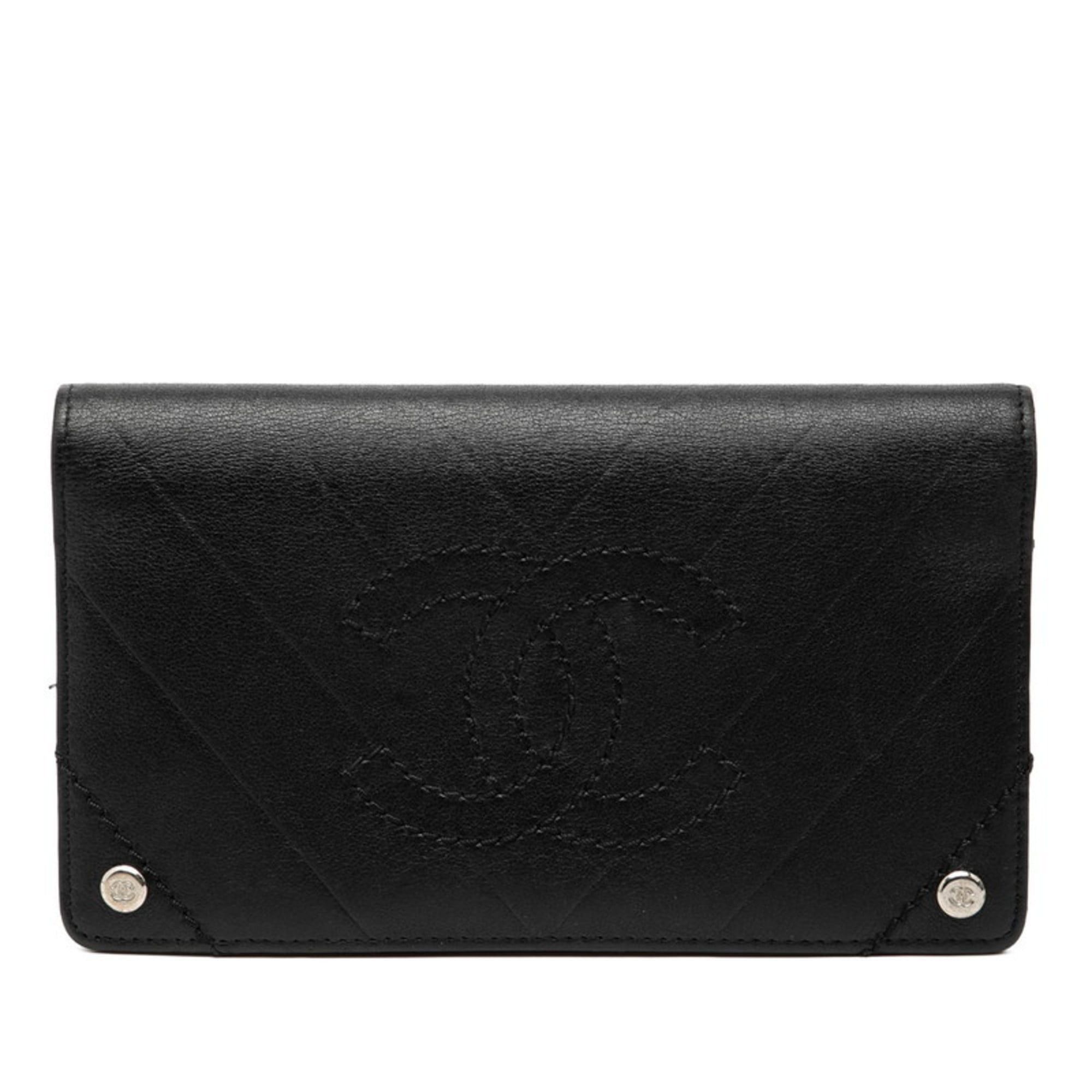 Chanel Chanel V-stitch Coco Mark bifold long wallet in black lambskin for women. Size ONE SIZE - 1 Thumbnail