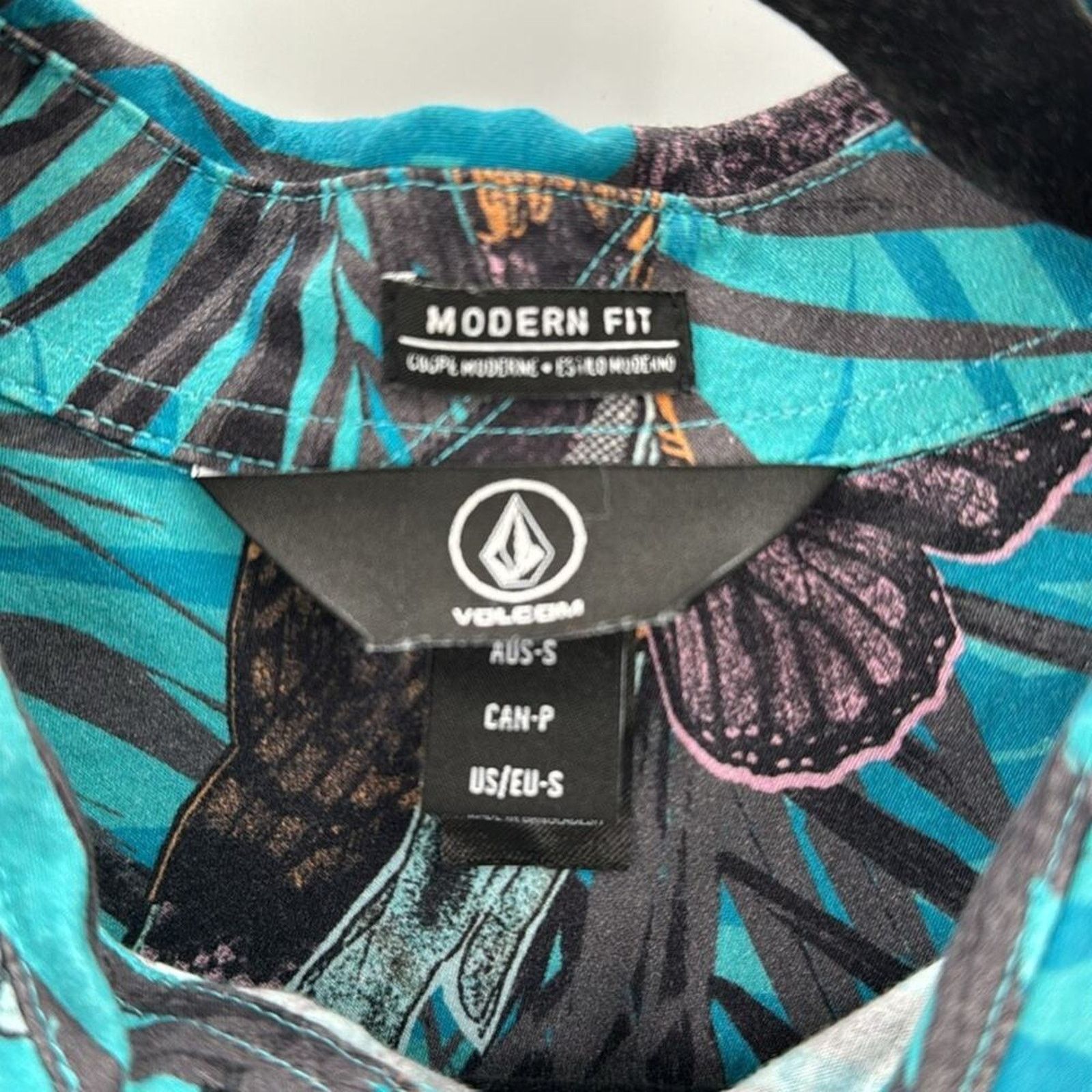 Volcom Volcom Party Bird Button Up Short Sleeve Shirt tropical S Size US S / EU 44-46 / 1 - 8 Thumbnail