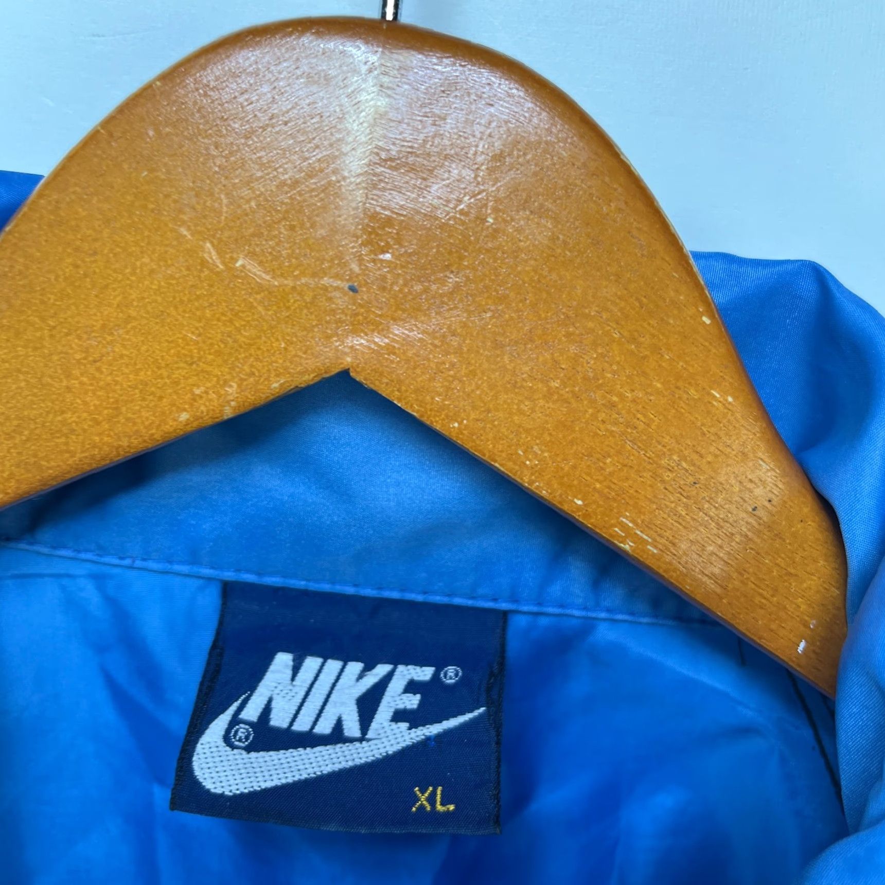 Nike VINTAGE Nike Swoosh Windbreaker Jacket XL Red Men's Large Windbreaker 80s 90s Size US XL / EU 56 / 4 - 4 Thumbnail