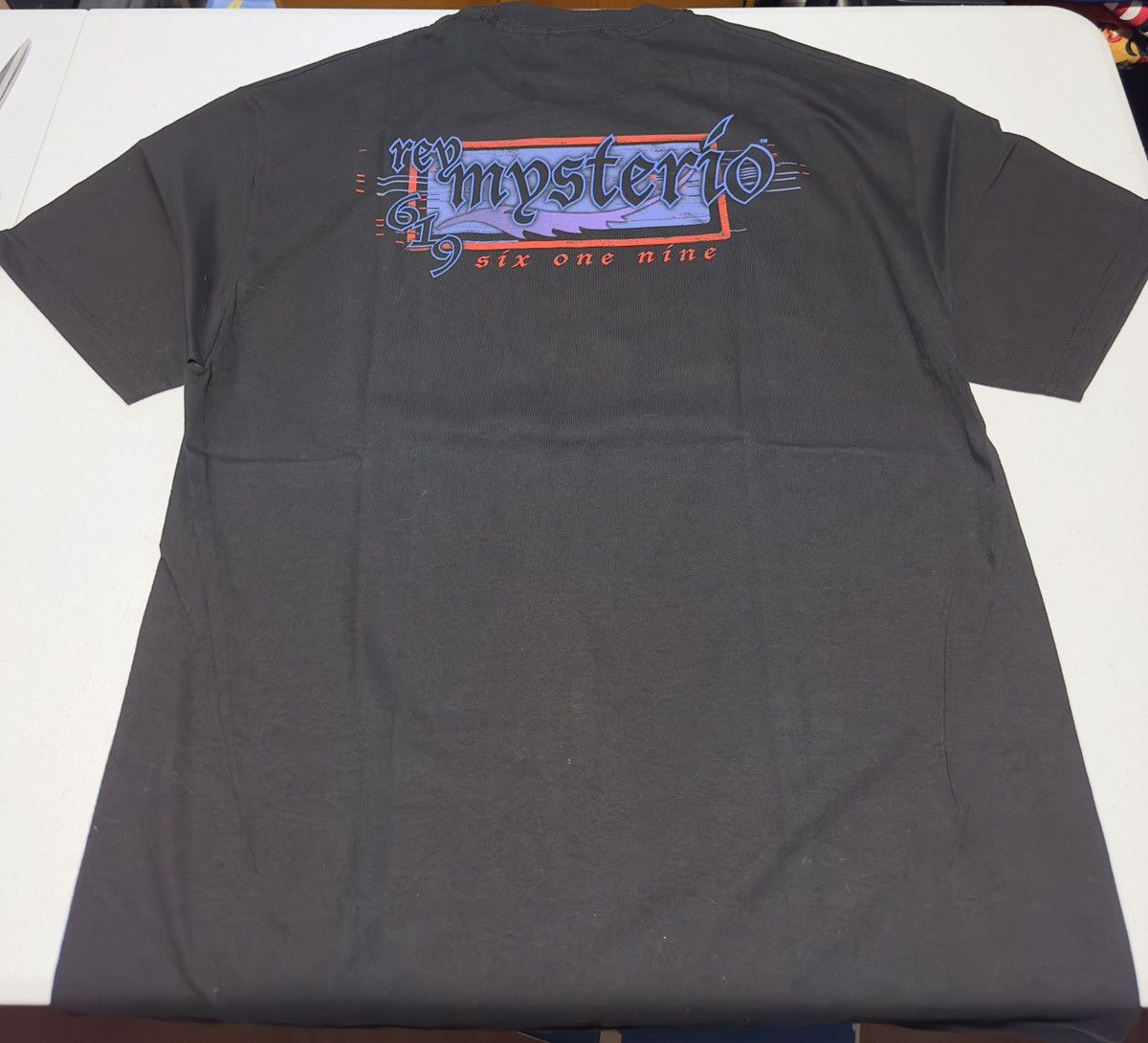 WWE Vtg y2k Rey Mysterio WWE 2002 wrestling T-shirt Size US XL / EU 56 / 4 - 4 Thumbnail