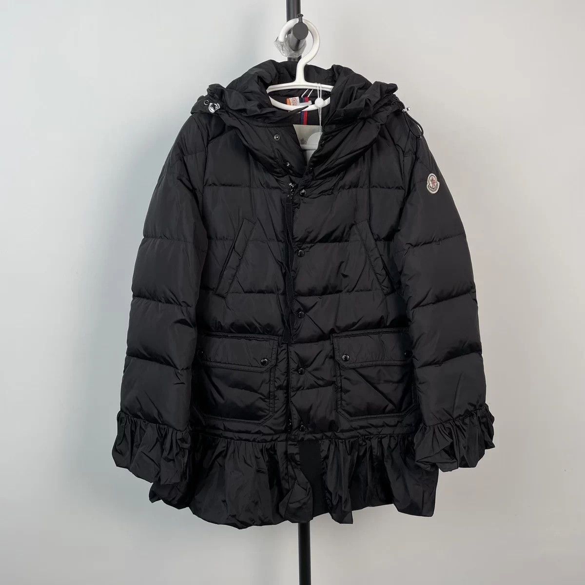 Moncler Moncler lace down jacket black US 0 Size XS / US 0-2 / IT 36-38 - 1 Thumbnail