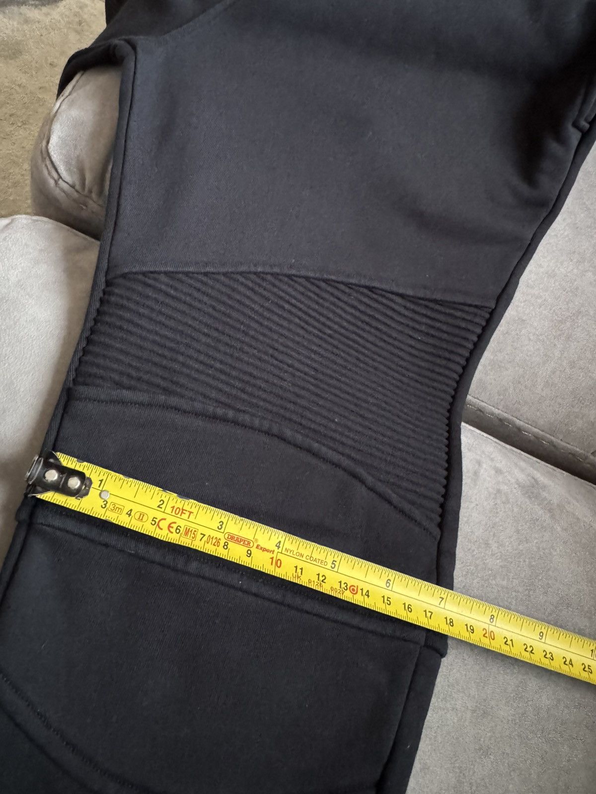 Balmain BALMAIN joggers STUDY/SEE real tape measurements in photos Size US 29 - 9 Thumbnail