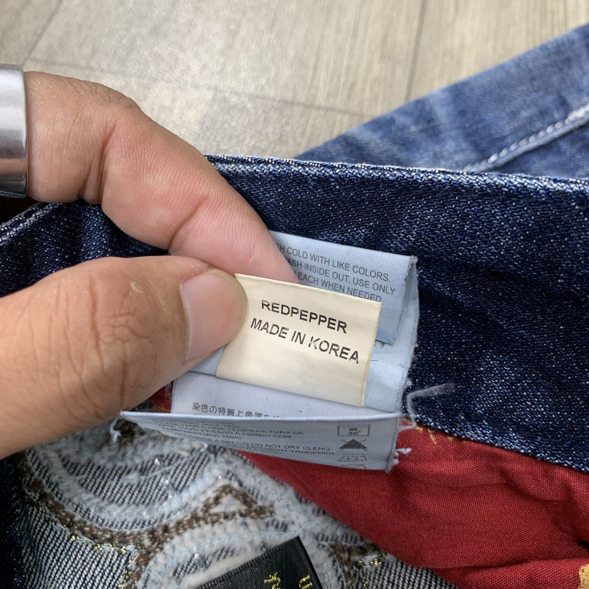 Japanese Brand Y2K Vintage Red Pepper Cross Punk Distressed Skinny Jeans Size US 28 / EU 44 - 14 Thumbnail