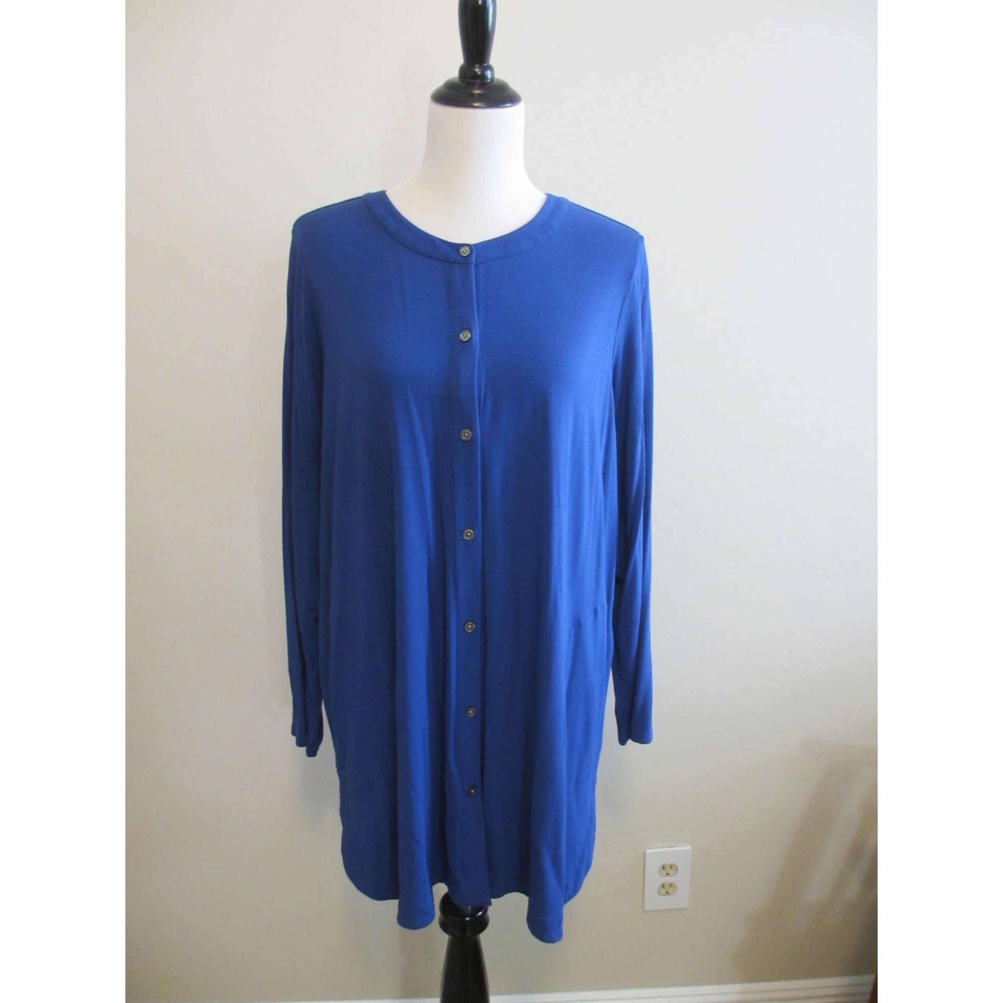 Other J.JILL WEARABLE COLLECTION BLUE LONG SLEEVED BUTTON DOWN BLO Size XL / US 12-14 / IT 48-50 - 1 Thumbnail
