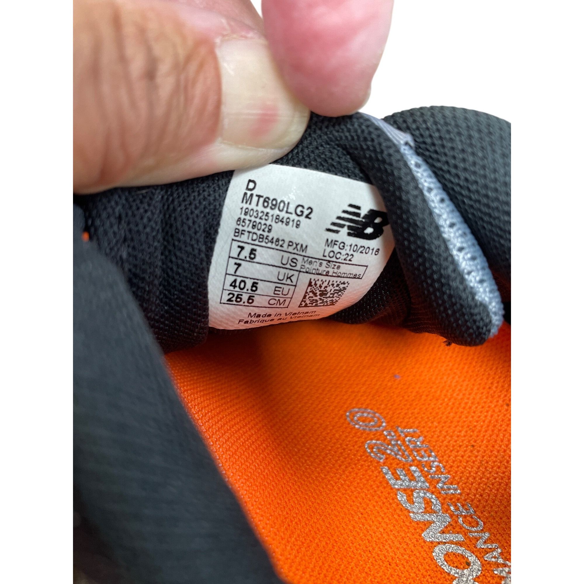 New Balance New Balance Mens 690 V2 Trail Running Shoes Gray/Orange Size Size US 7.5 / EU 40-41 - 6 Thumbnail