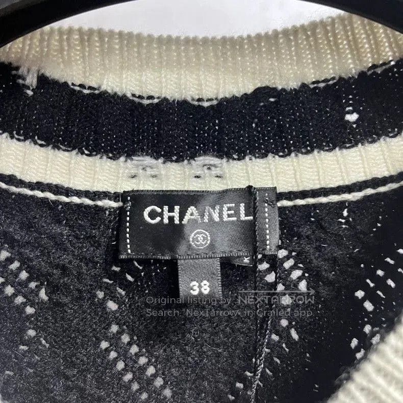 Chanel Chanel latest black and white striped color. Size XS / US 0-2 / IT 36-38 - 2 Thumbnail