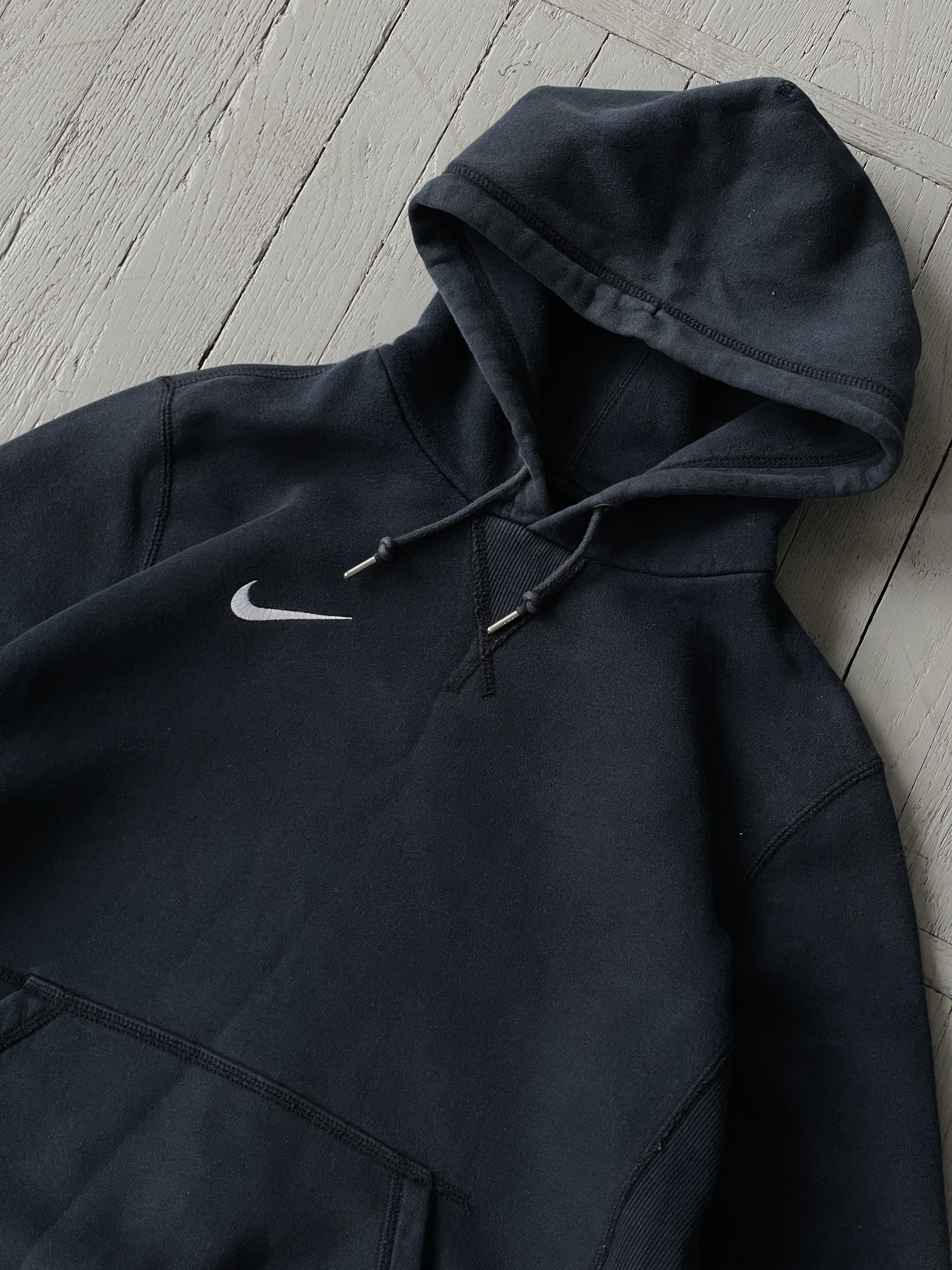 Nike Vintage Nike Small Swoosh Hooded Sweatshirt Size US M / EU 48-50 / 2 - 4 Thumbnail