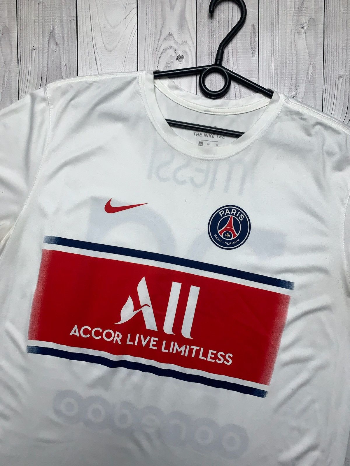 Nike × Vintage Vintage Nike PSG 30 Messi soccer tee logo size XL Size US XL / EU 56 / 4 - 3 Thumbnail