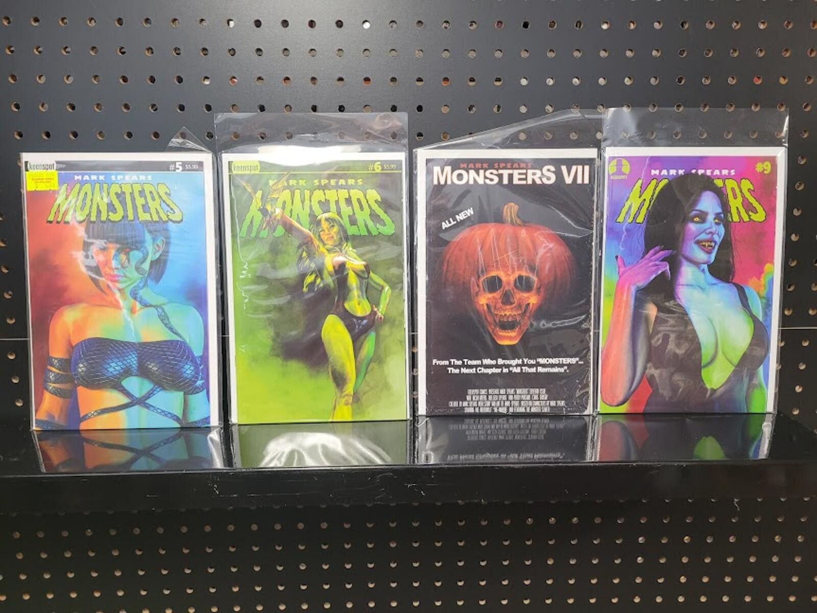 Other Mark Spears Monsters Comics Lot Issues 5, 6, 7, 9 Size ONE SIZE - 1 Thumbnail