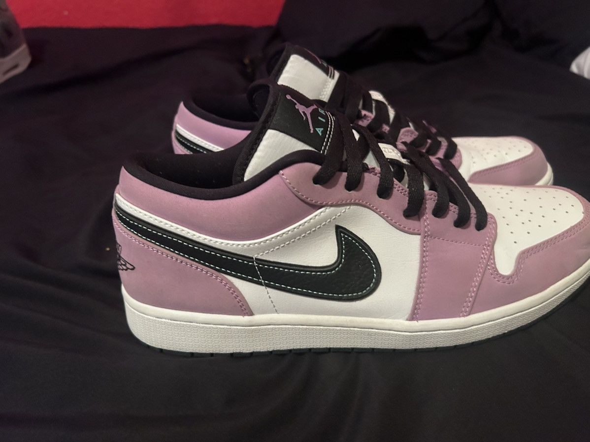 Jordan Brand Jordan 1 Low Violet Shock Size US 12 / EU 45 - 2 Thumbnail