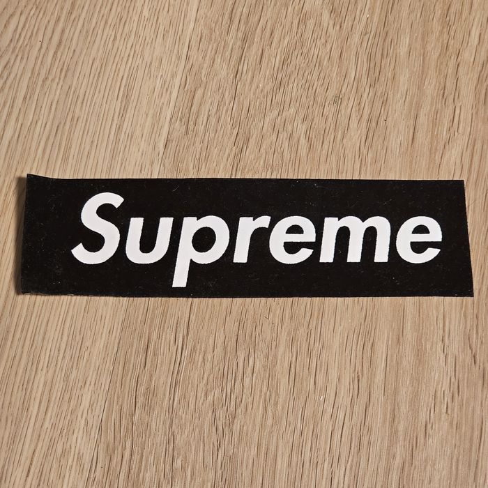 Supreme sales felt sticker