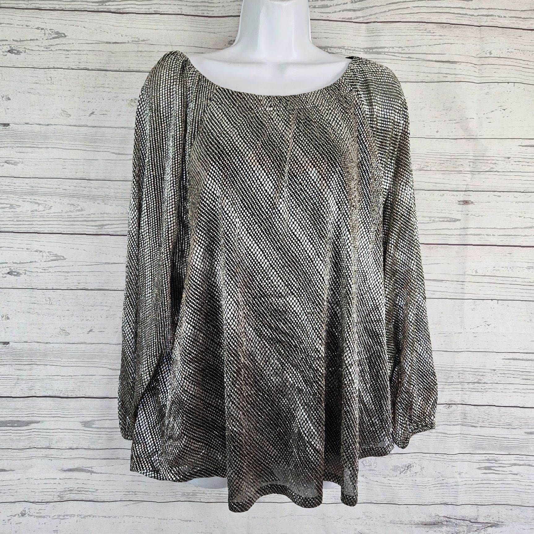 Vintage Chico's Women's Top Blouse Long Sleeve 2XL Silver Black Pullover Shirt Womens 2XL Silver Black Chico's Size XXL / US 16-18 / IT 52-54 - 2 Thumbnail