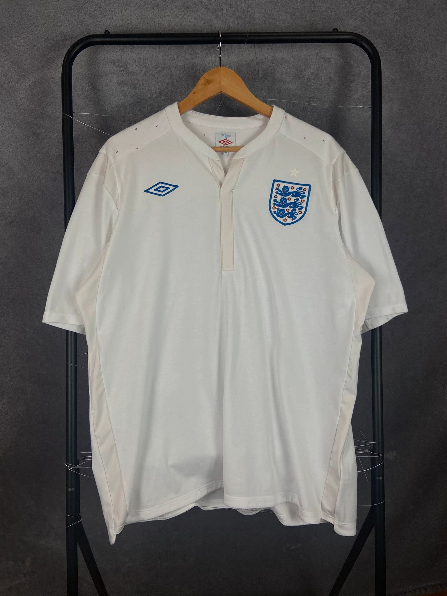 Umbro Umbro England Jersey White Size XL Size US XL / EU 56 / 4 - 1 Thumbnail