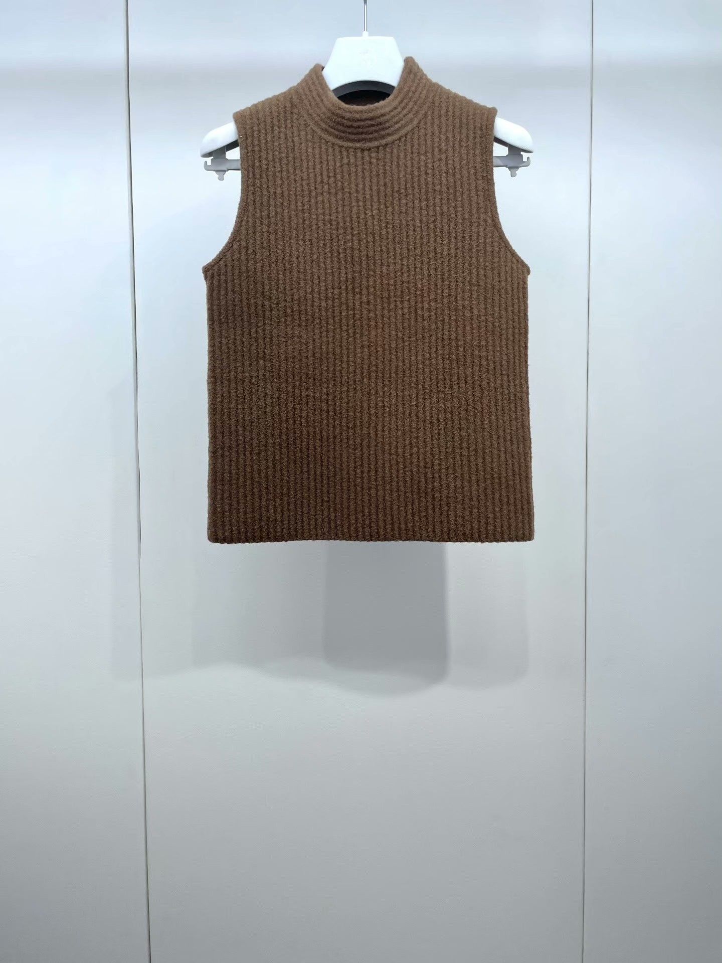 Hermes Hermes Brown Vertical Stripe Knit Vest Size S / US 4 / IT 40 - 1 Thumbnail
