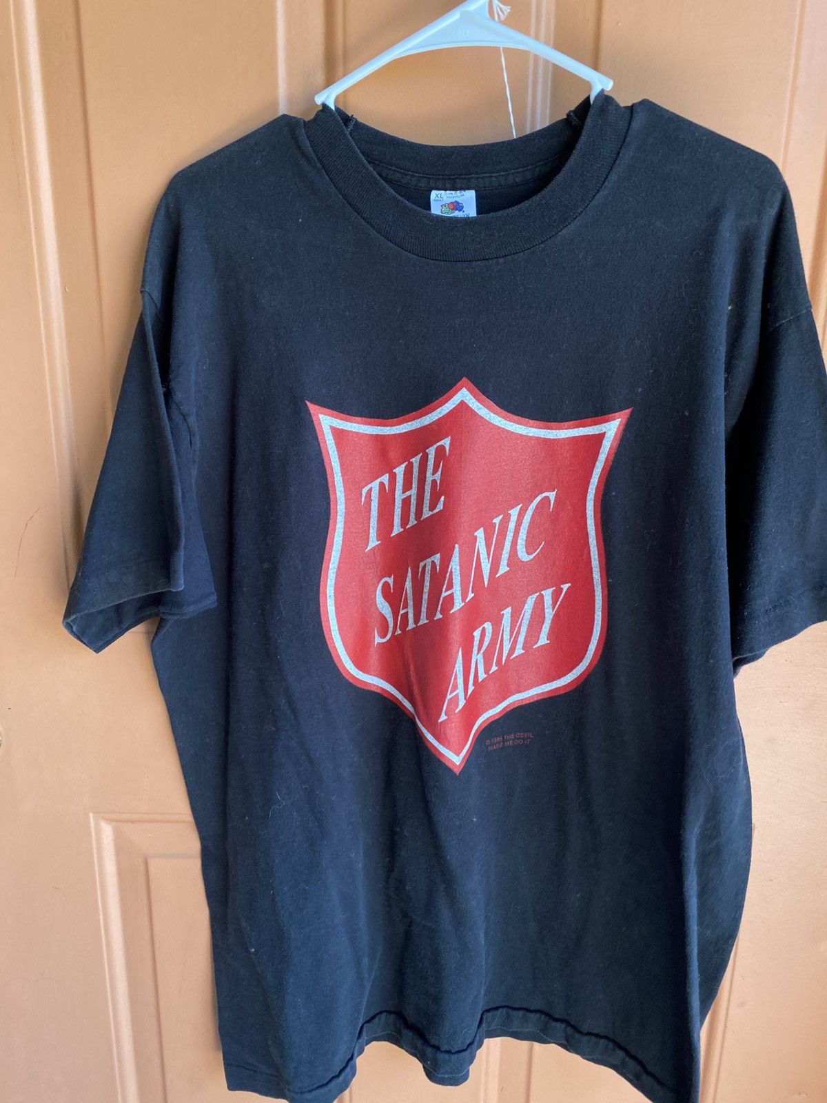 Vintage 90s Satanic Army Original Graphic T-Shirt Size US XL / EU 56 / 4 - 1 Thumbnail