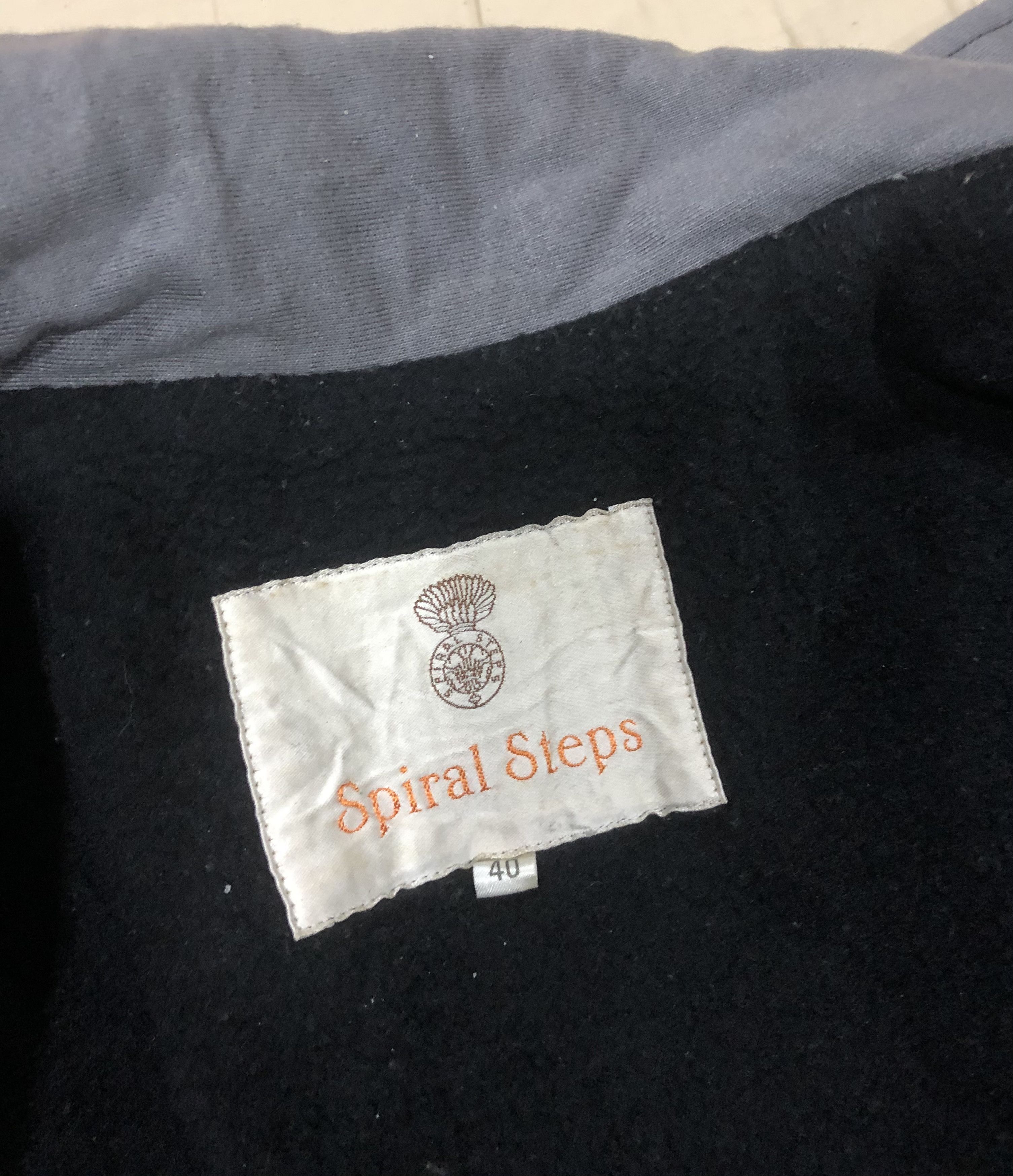 Vintage Spiral Steps Zipper Snap Button Jacket