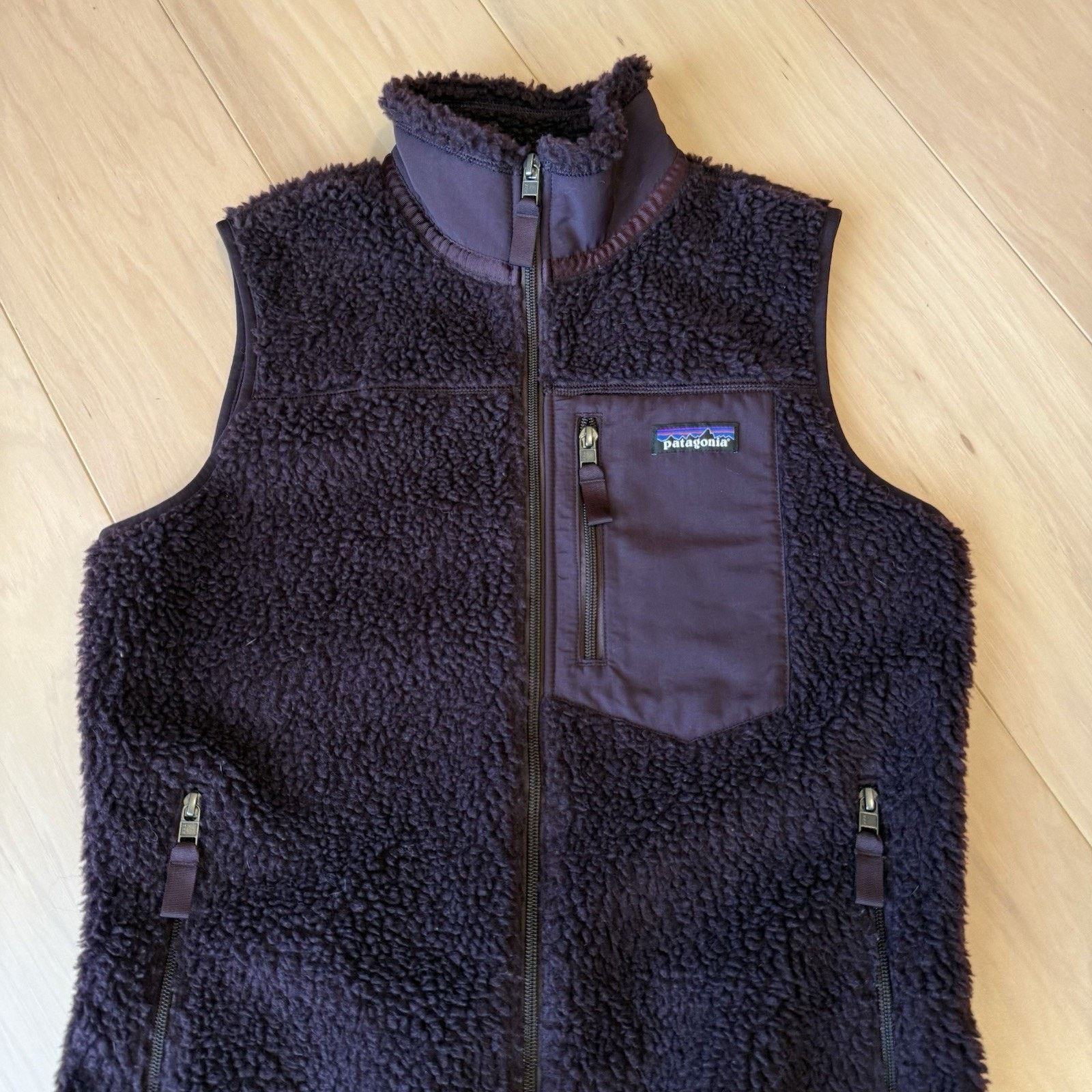 Patagonia Patagonia Classic Retro X Vest Women's M Maroon Full Zip Size M / US 6-8 / IT 42-44 - 3 Thumbnail