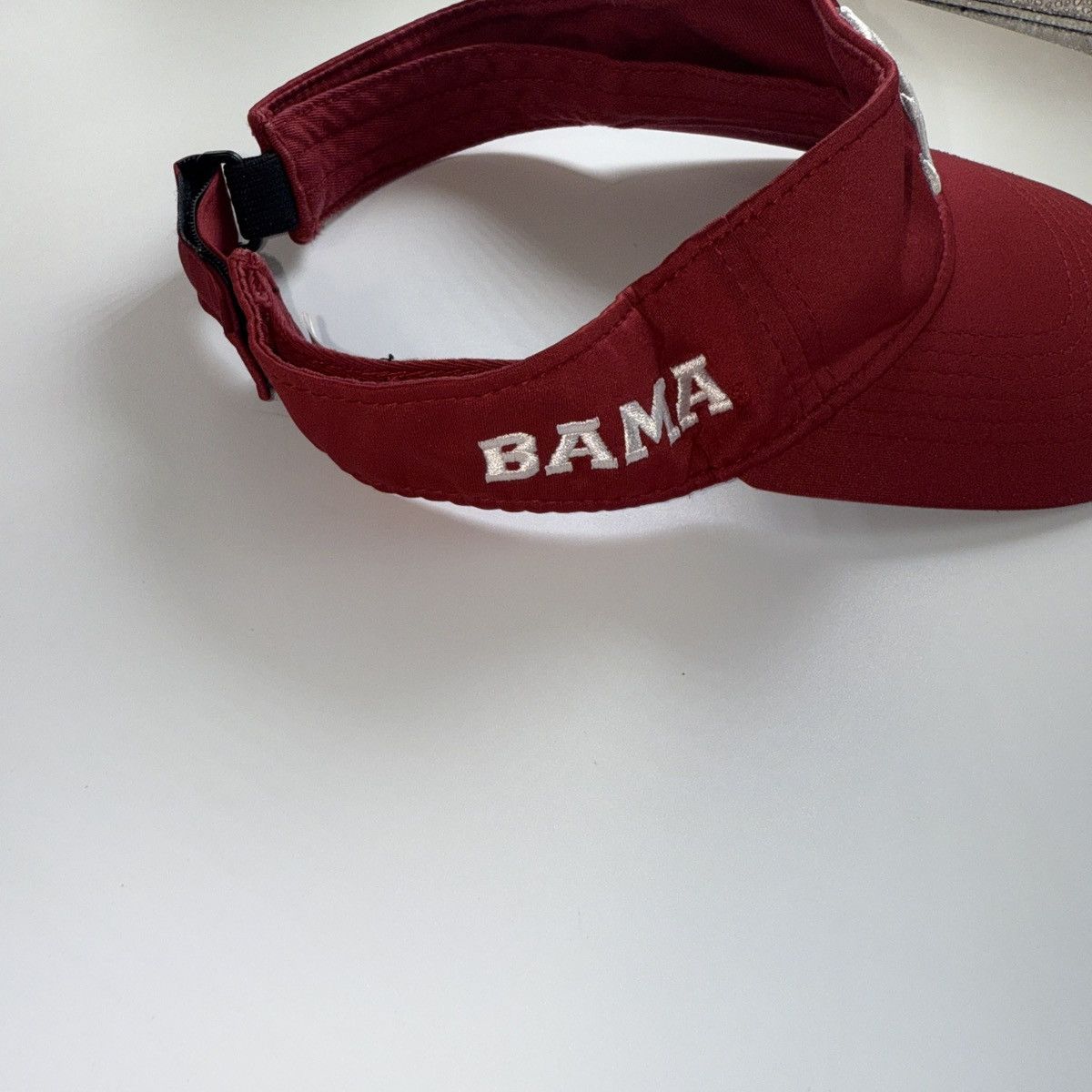 NCAA × Vintage Alabama Crimson Tide red and white visor hat cap Size ONE SIZE - 6 Thumbnail
