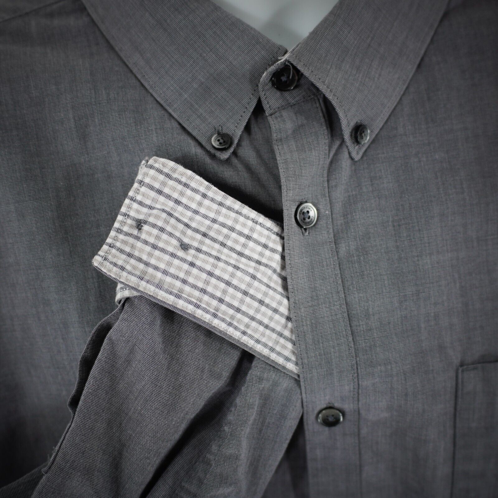 Calvin Klein Calvin Klein Gray XL Flip Cuff Collared Cotton Button Down Size US XL / EU 56 / 4 - 2 Thumbnail