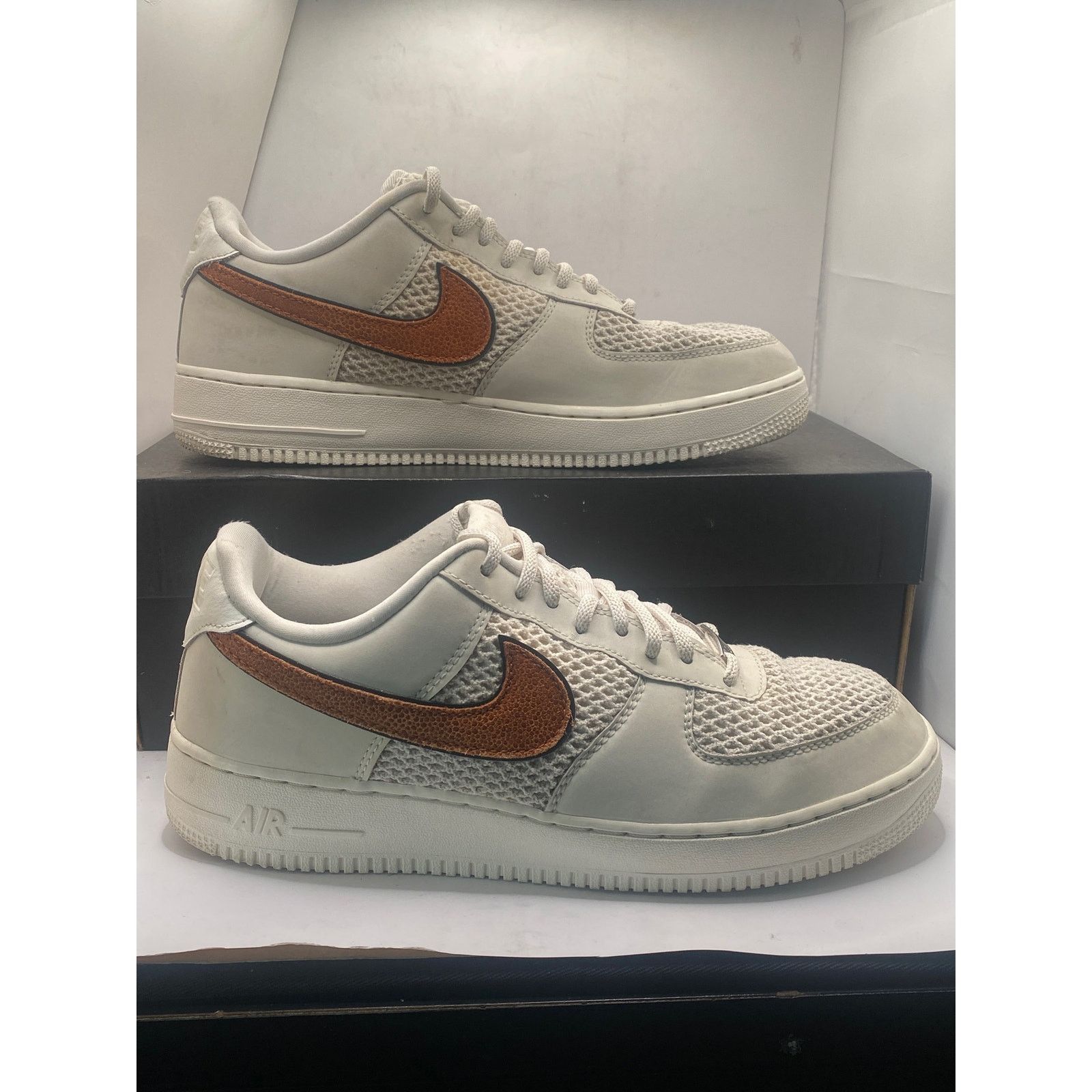 Nike Nike Air Force 1 Low Basketball White US12 (DZ5228-001) Size US 12 / IT 42 - 1 Thumbnail