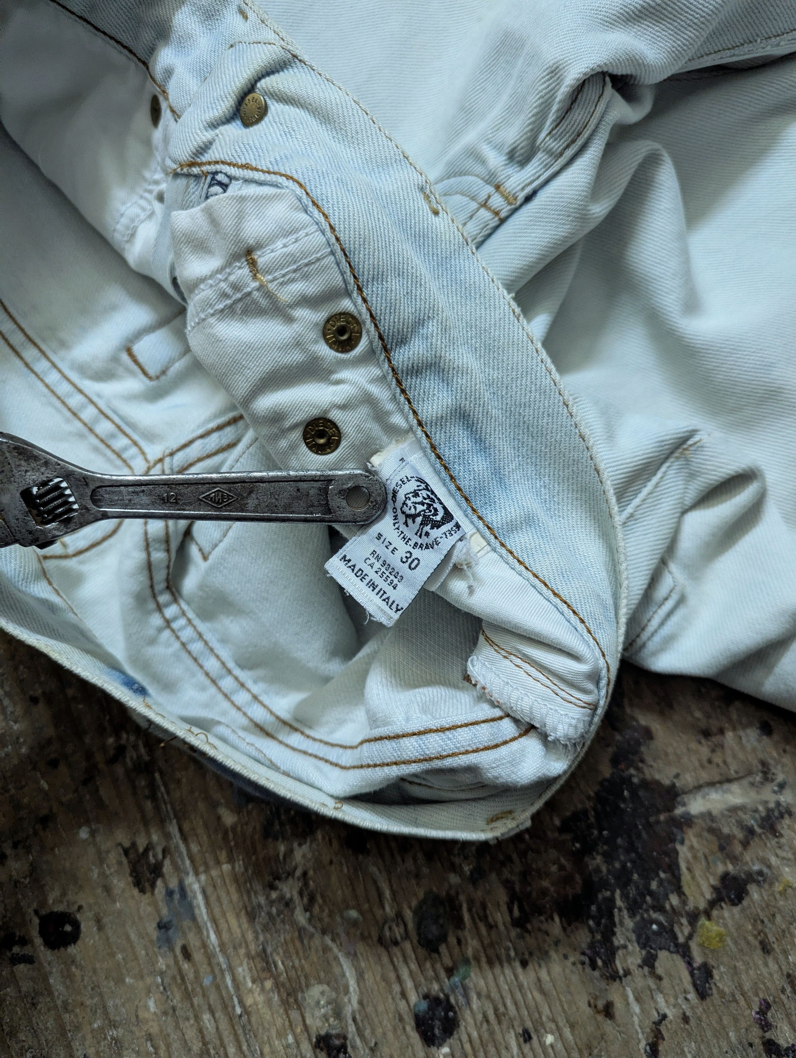 Diesel Rare! 00s Diesel Bleached Released Cut Jeans Size US 30 / EU 46 - 5 Thumbnail