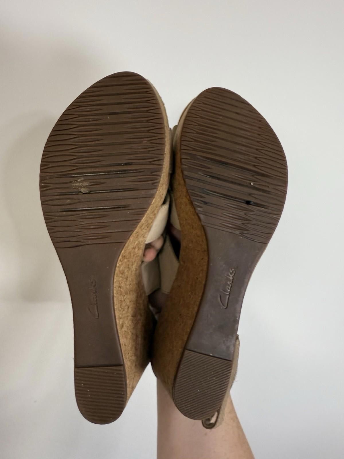Clarks Clarks Platform Cork Wedge Sandals Cushion Nubuck Light Tan Size US 11 / IT 41 - 8 Thumbnail