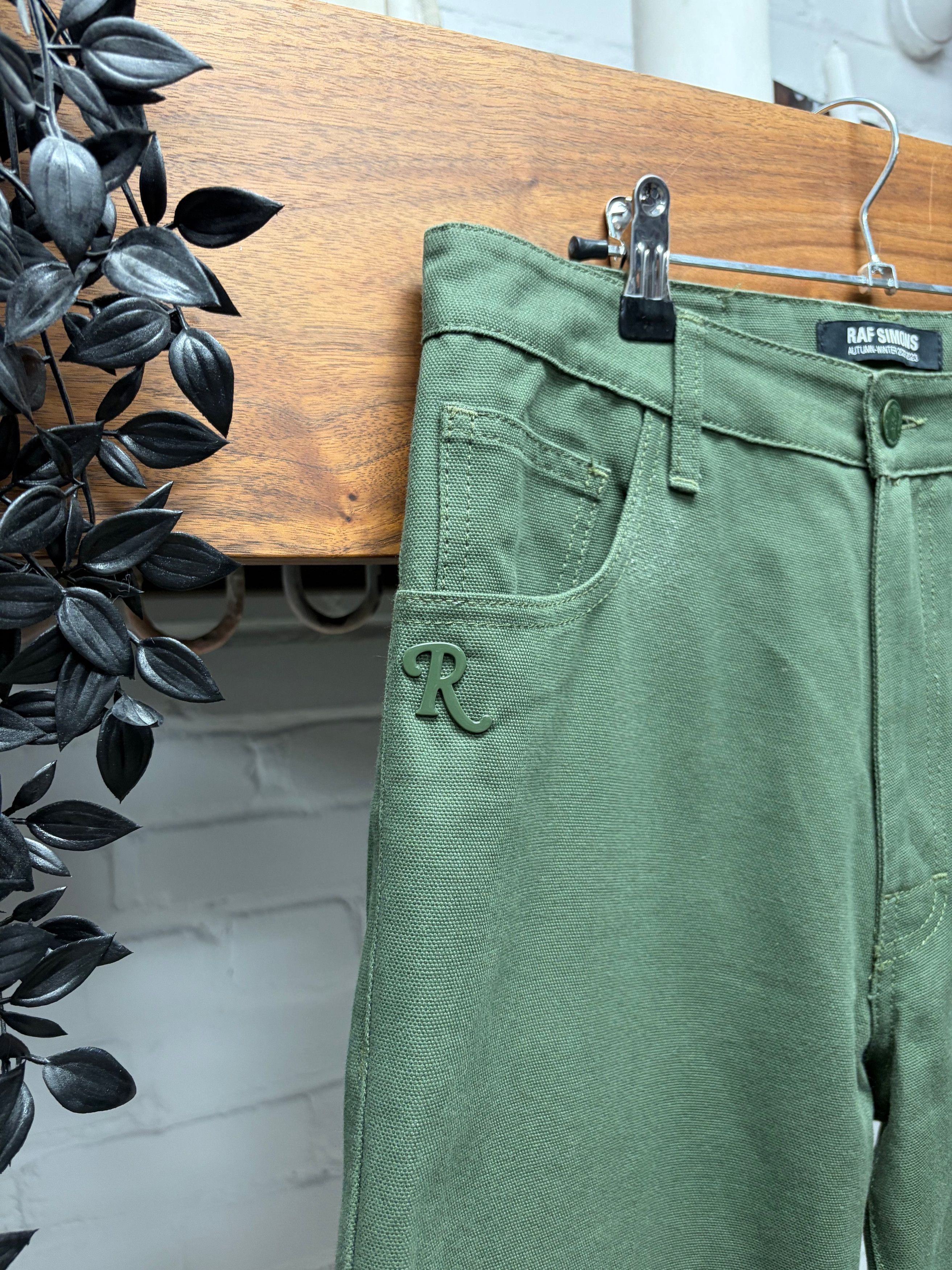 Raf Simons AW2022 Raf Simons Green ‘RS Patch’ Logo Wide Leg Denim Size US 30 / EU 46 - 2 Thumbnail