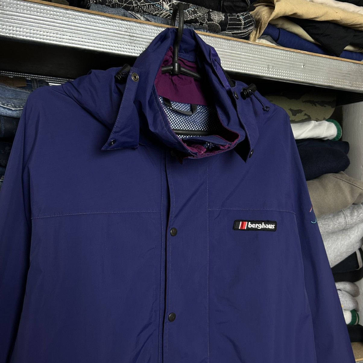 Berghaus Vintage Berghaus Small logo Gore Tex 90’s Made In England Size US S / EU 44-46 / 1 - 2 Thumbnail