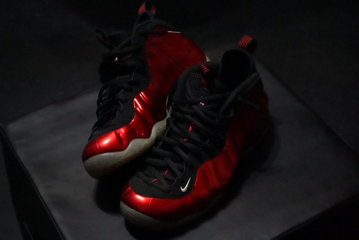 Nike Air Foamposite One 'Metallic Red'
