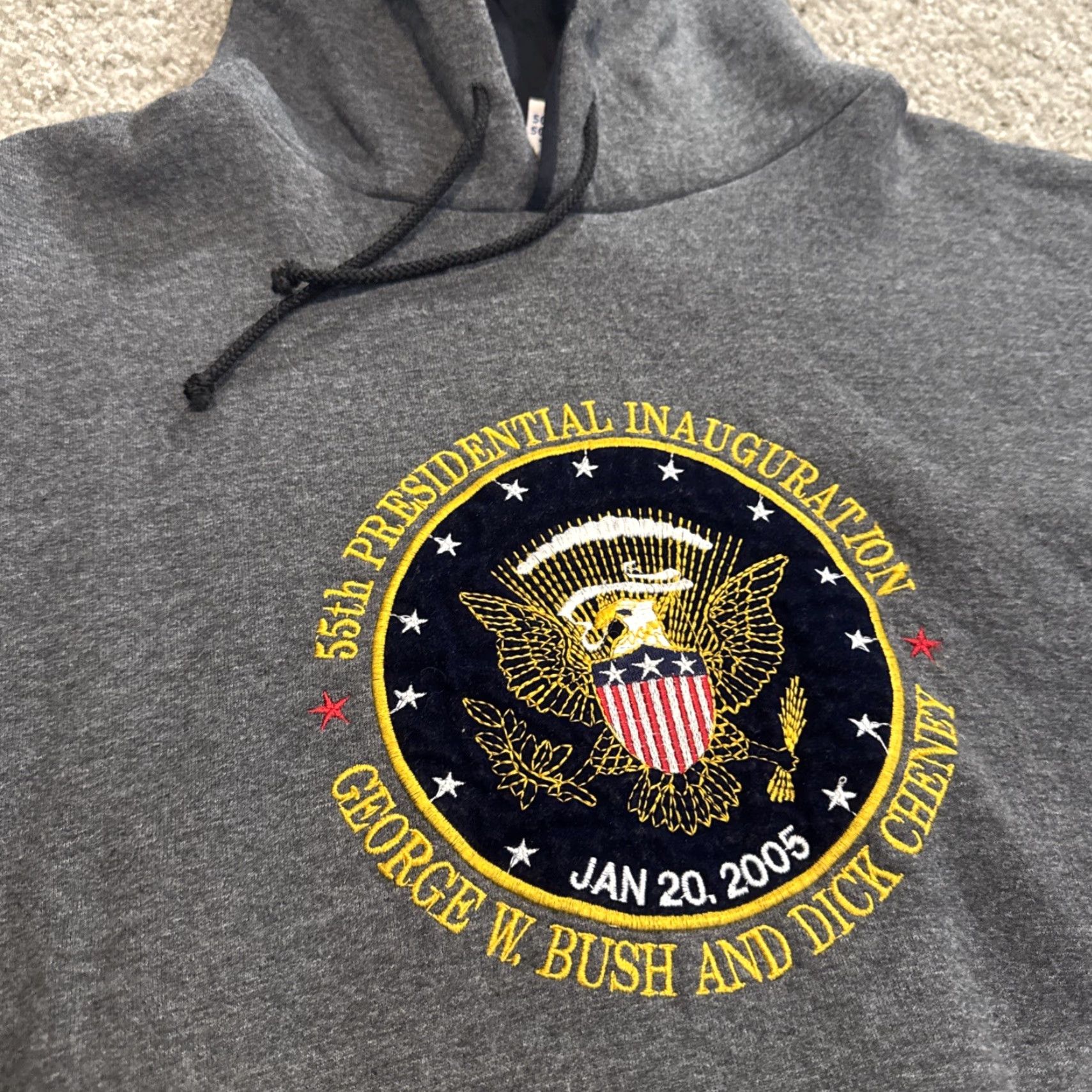 George VINTAGE 2005 George W Bush Dick Cheney Presidential Inauguration Hoodie Sweatshirt L Men Gray Pullover Size US L / EU 52-54 / 3 - 4 Thumbnail