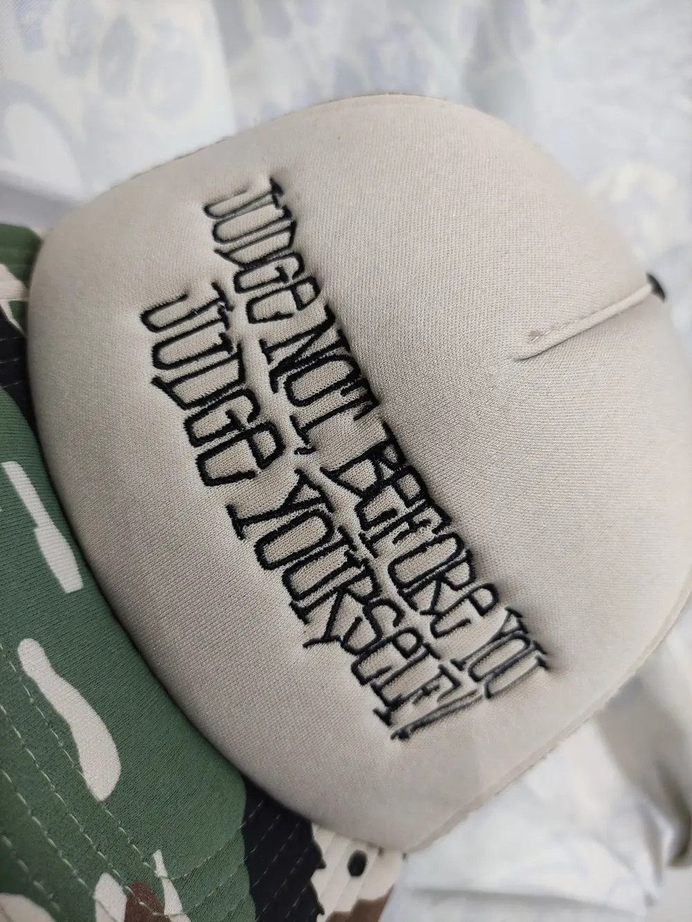 Stussy STUSSY "JUDGE NOT, BEFORE YOU JUDGE YOURSELF!" TRUCKER CAP Size ONE SIZE - 3 Thumbnail