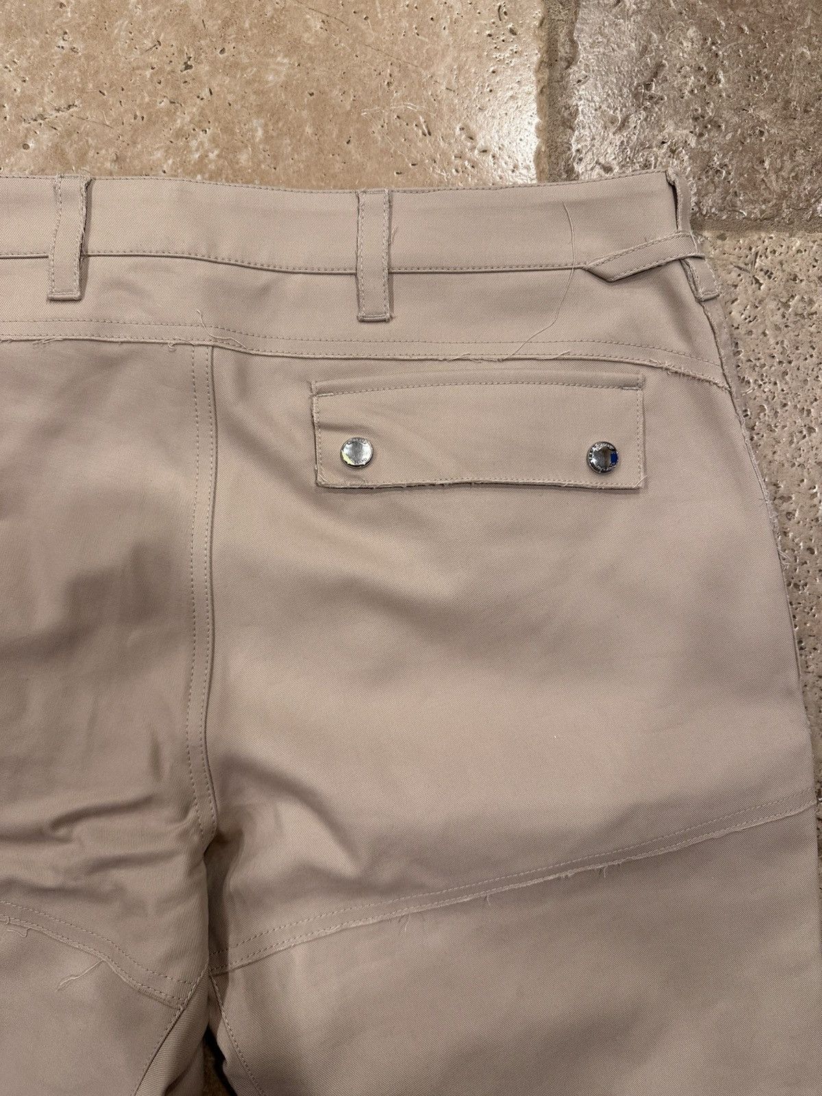 Burberry Burberry Embroidered Logo Tactical Tan Carmelo Cargo Pants Size US 33 - 12 Thumbnail