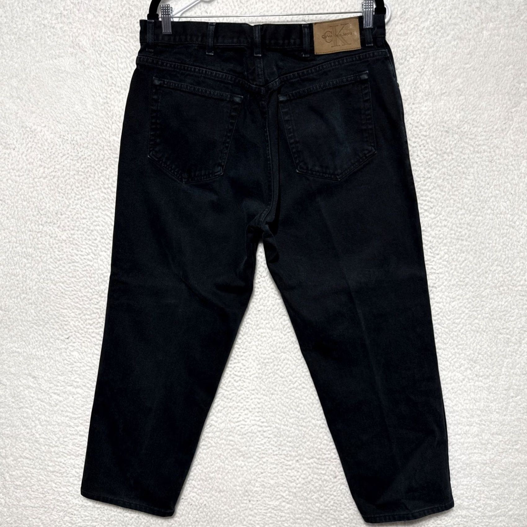Calvin Klein VINTAGE Calvin Klein Jeans Men’s 5 Pocket Easy Fit Black Denim 34 x 27 90s Tapered Rise Mid 90s Denim Pockets Zip Button Dark Wash United States Size US 34 / EU 50 - 4 Thumbnail