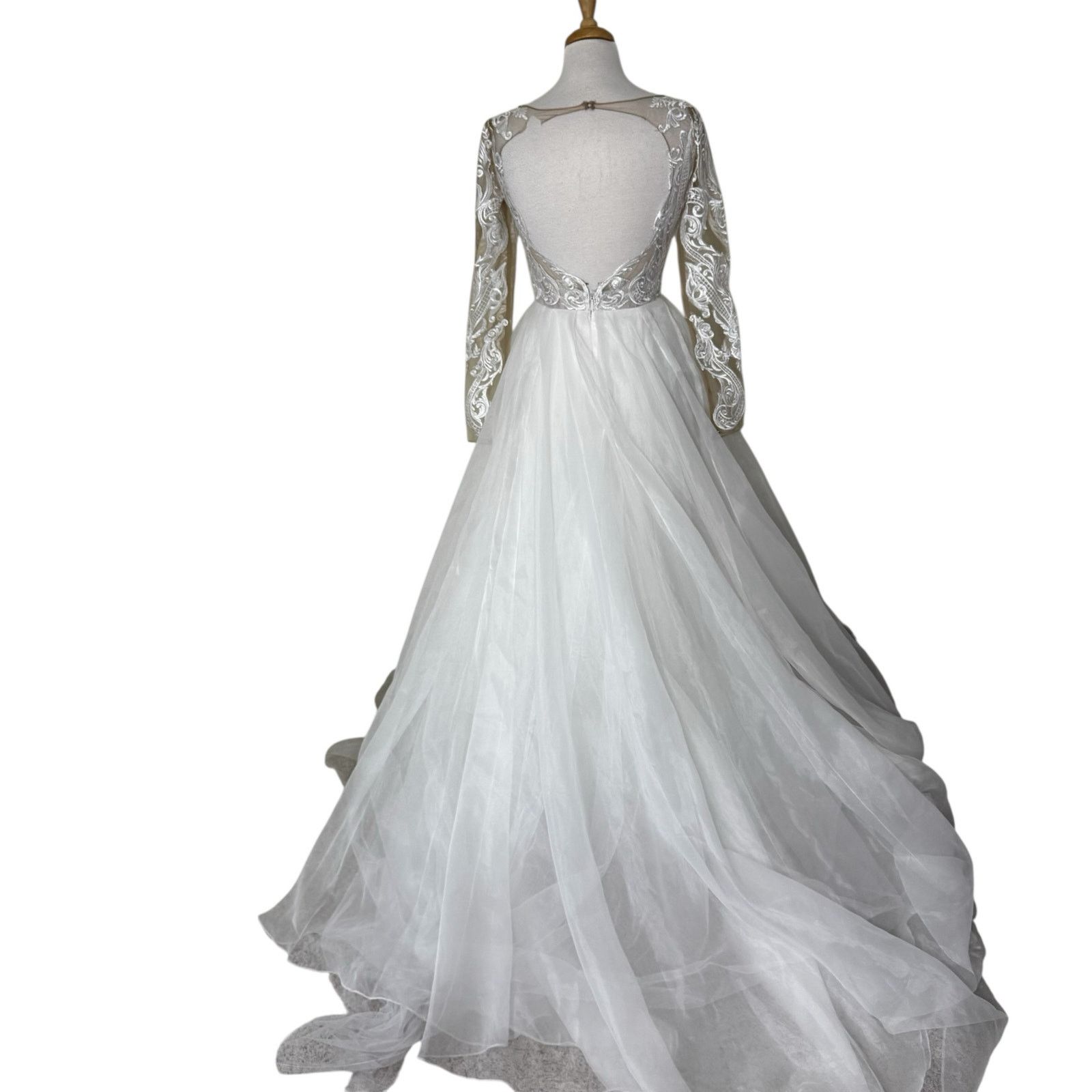 HAYLEY PAIGE Mulan Princess Sheer Lace Sleeve Wedding Gown