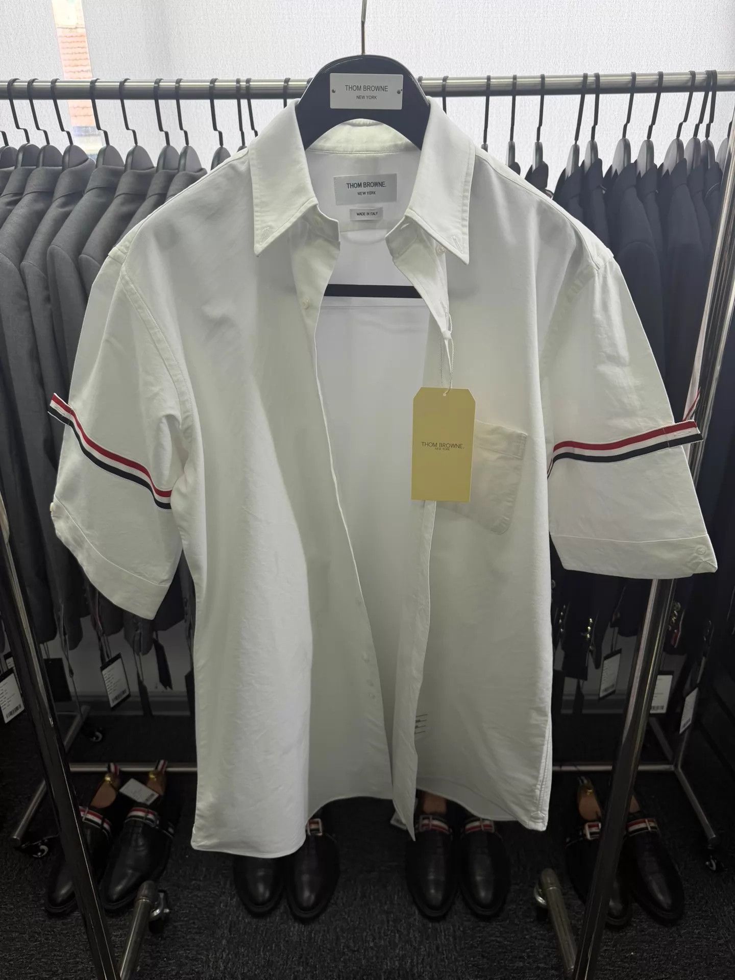 Thom Browne Thom Browne Men's Short Sleeve Oxford Shirt White 5 Size US XXL / EU 58 / 5 - 1 Thumbnail