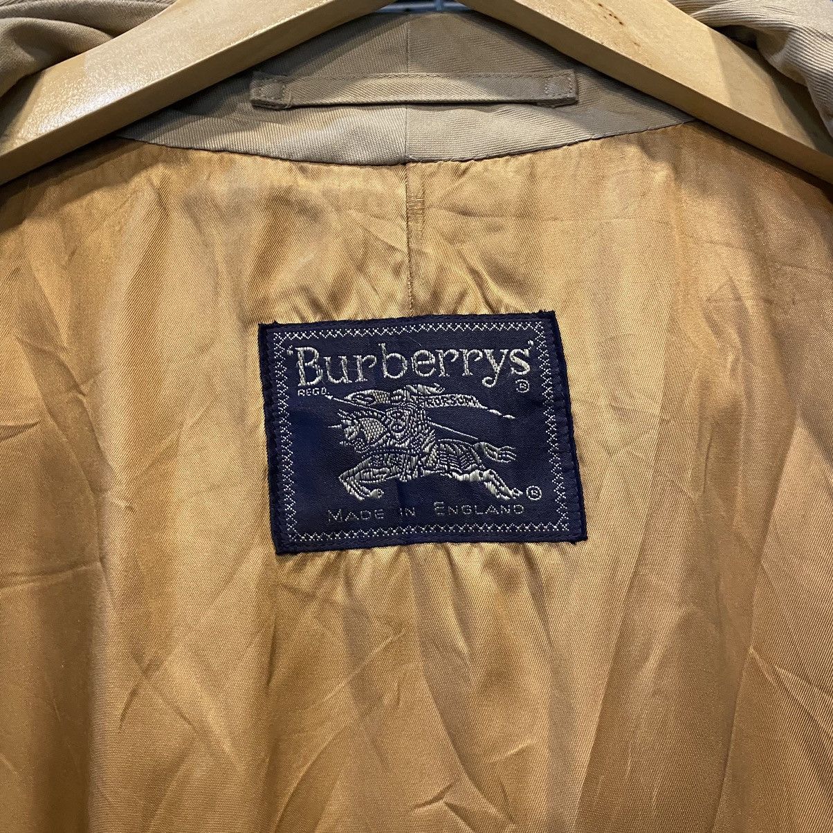 Burberry VINTAGE‼️The Classic Burberry Trench-coat Size US M / EU 48-50 / 2 - 20 Thumbnail