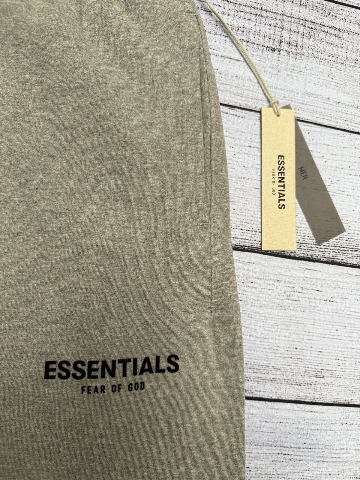 Fear of God Essentials Relaxed Sweatpants Dark Oatmeal sz S
