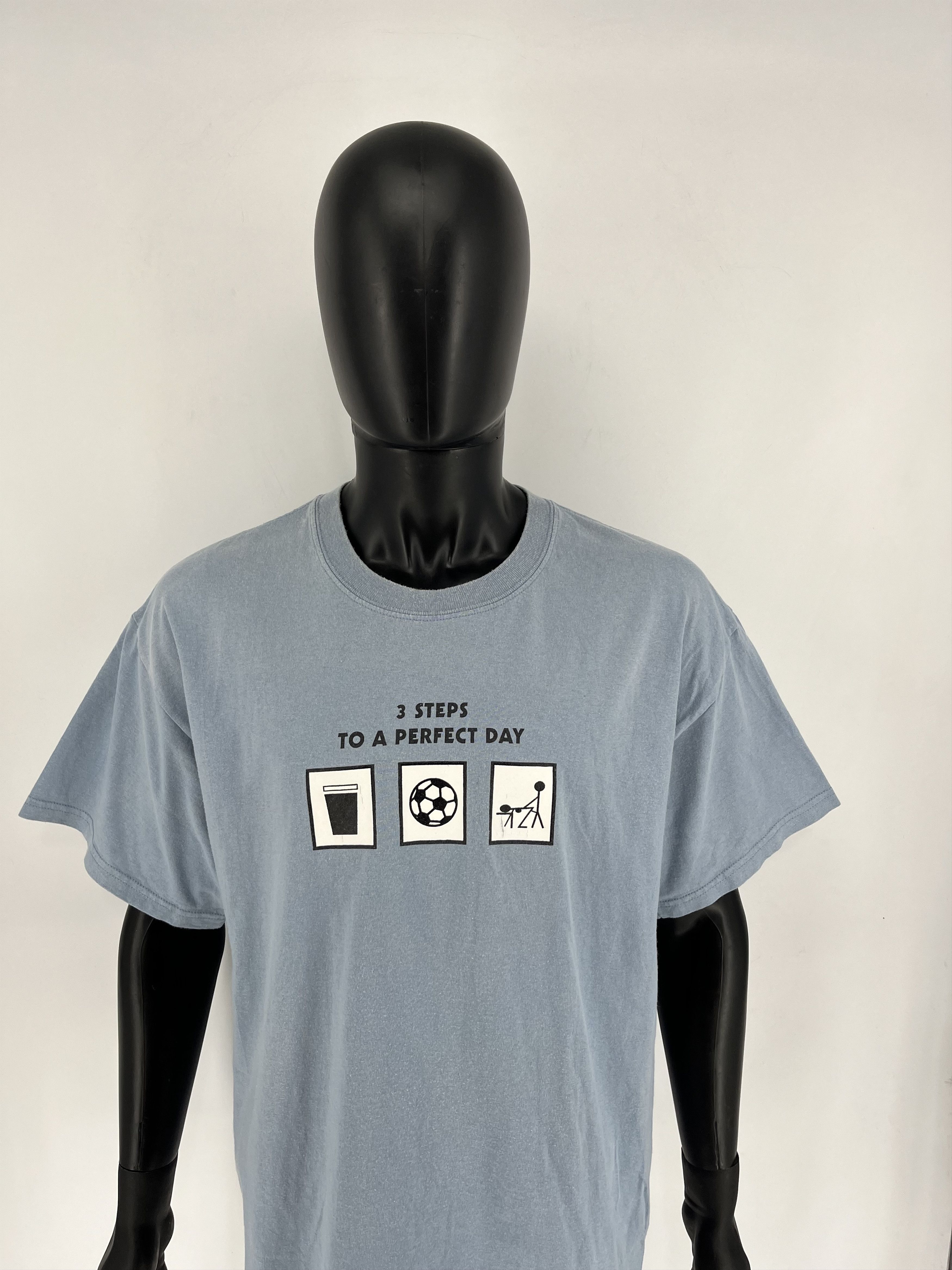 Vintage Vintage Y2K “ 3 STEPS TO A PERFECT DAY “alcohol football sex Size US XL / EU 56 / 4 - 5 Thumbnail