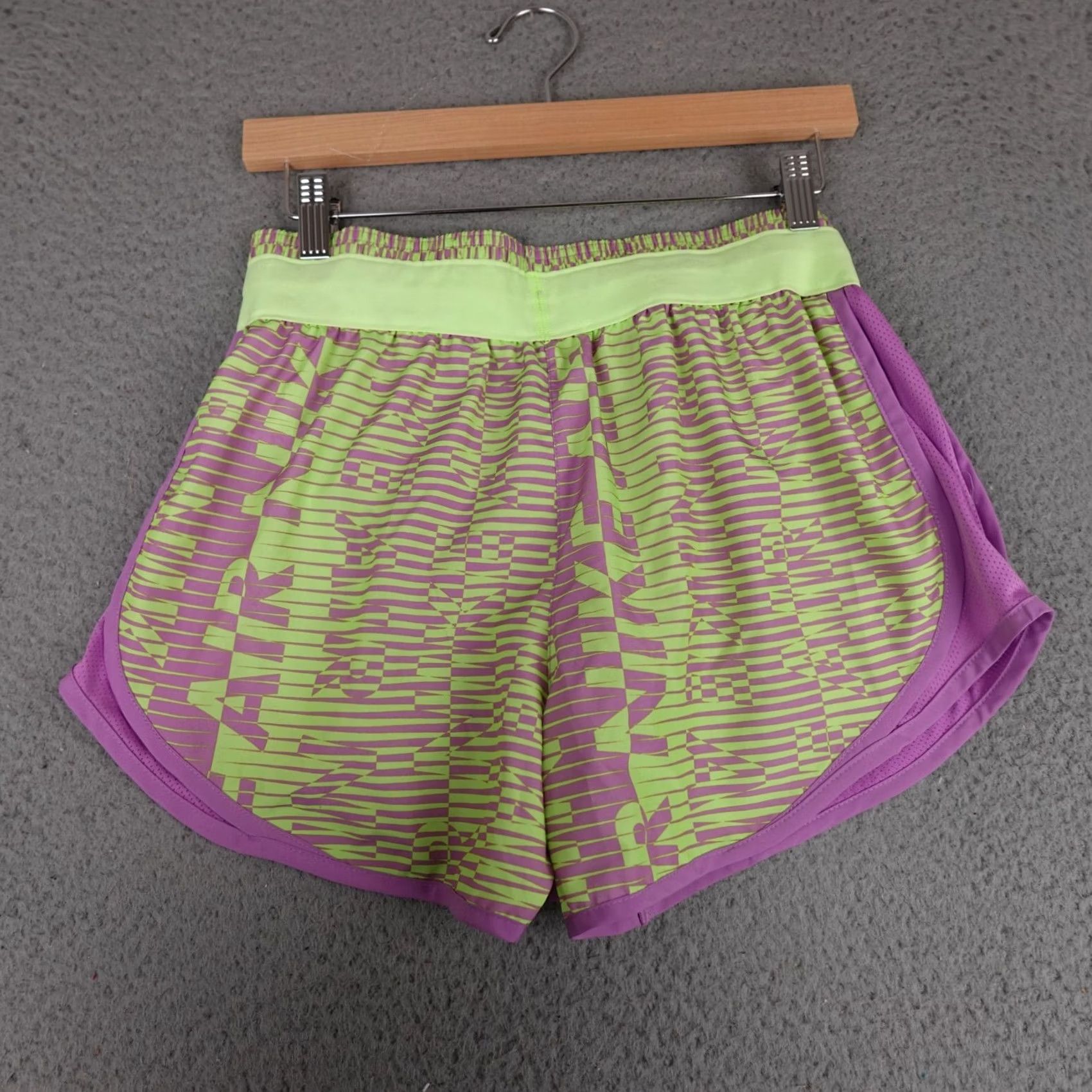 Nike Nike Shorts Womens Small Green Pink Running Athletic Neon Lightweight NWT Size 28" / US 6 / IT 42 - 4 Thumbnail