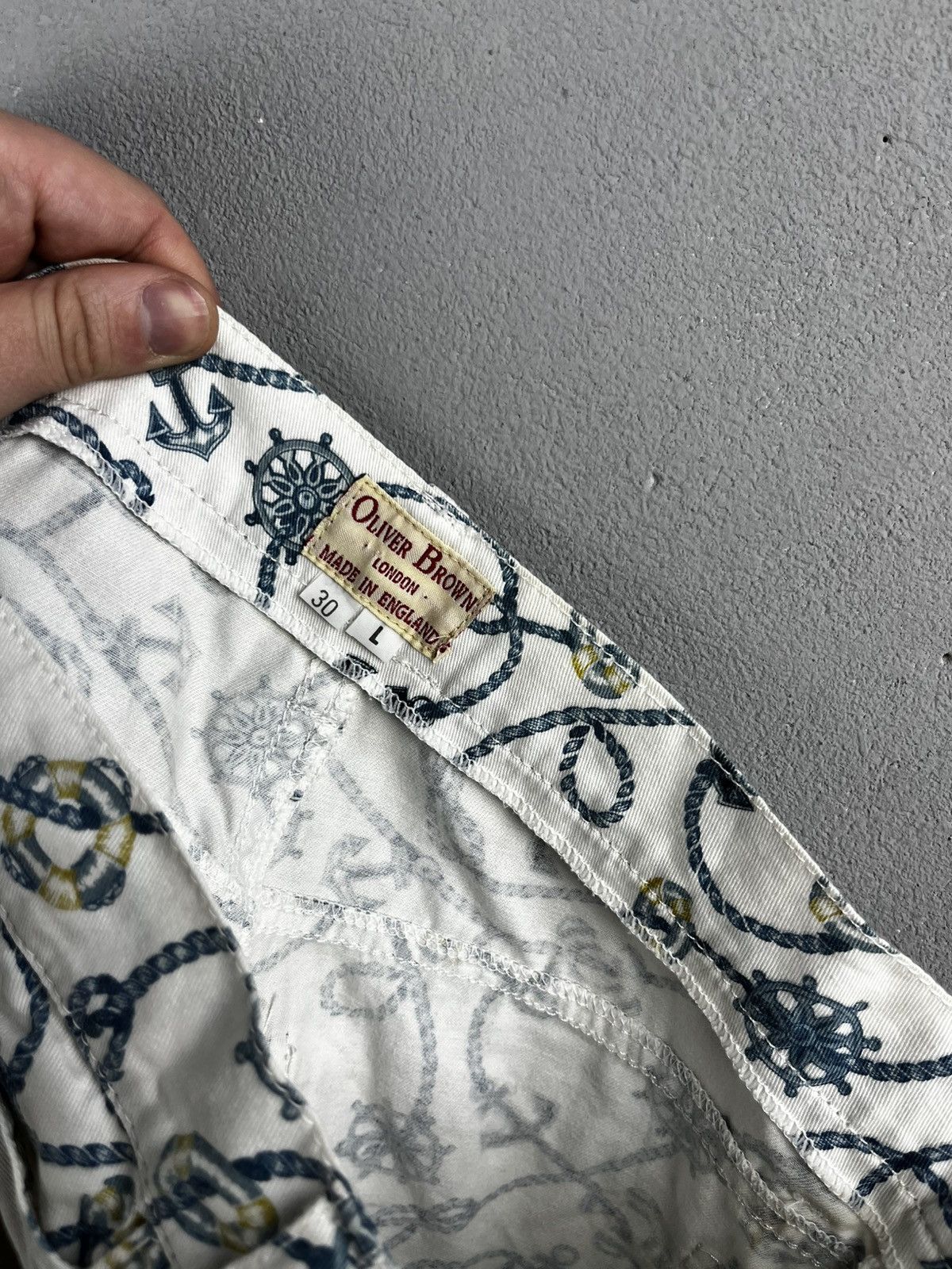 Moschino Oliver Brown london art pants Size US 30 / EU 46 - 19 Thumbnail