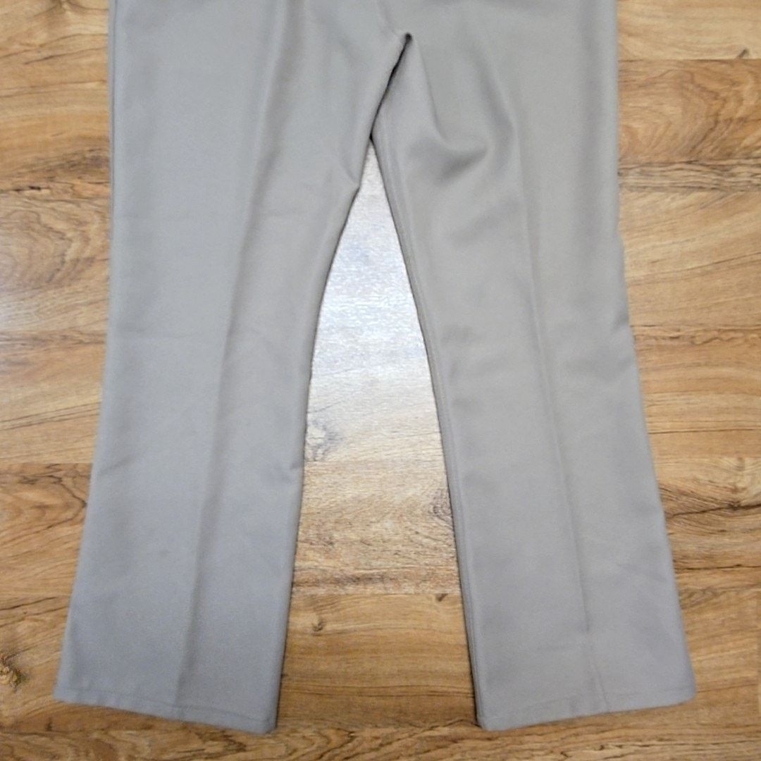 Wrangler Vintage Wrangler Mens 40x32 Pants Khaki Dress Pants 90s VTG Size US 40 / EU 56 - 6 Thumbnail