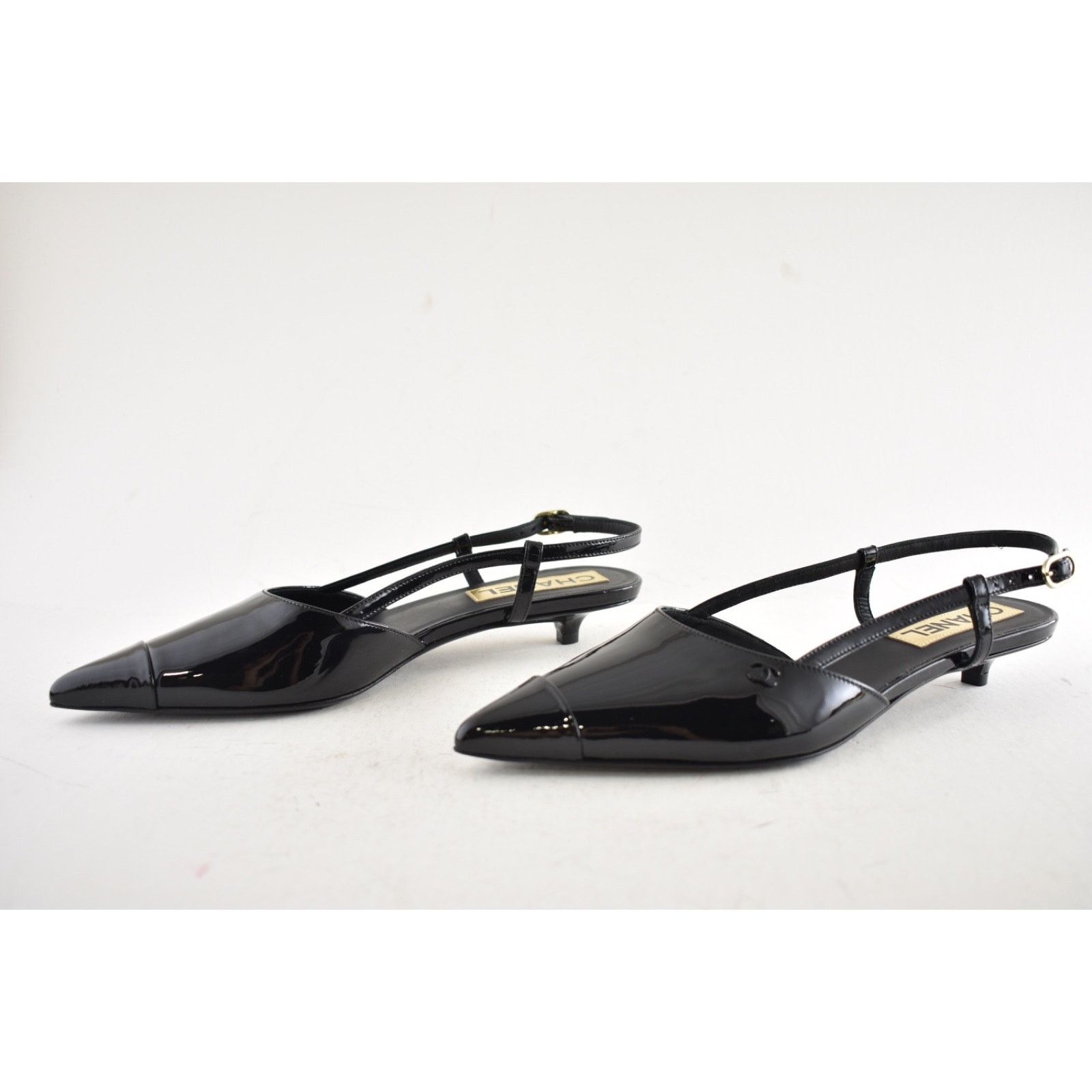 Chanel Chanel 22K Black Patent Leather CC Sling Slingback Sandal Size US 7 / IT 37 - 11 Thumbnail