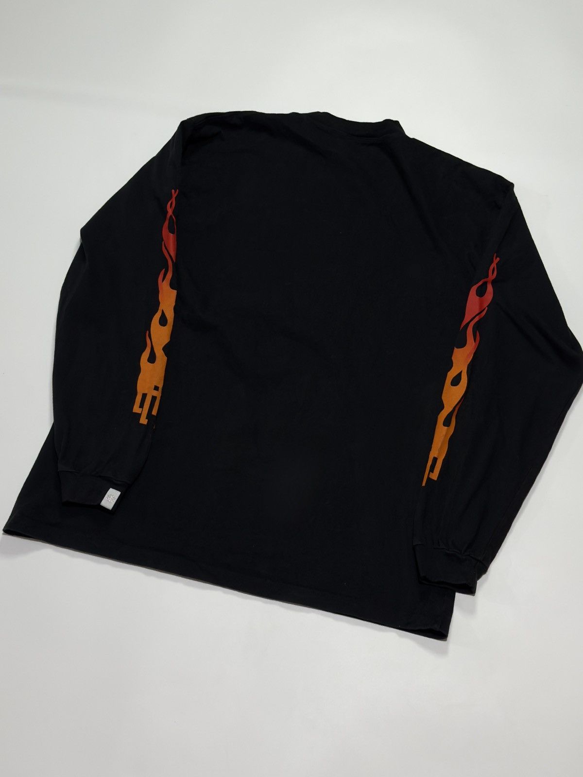 Eric Emanuel ERIC EMANUEL Long sleeve flames shirt Size US XL / EU 56 / 4 - 7 Thumbnail