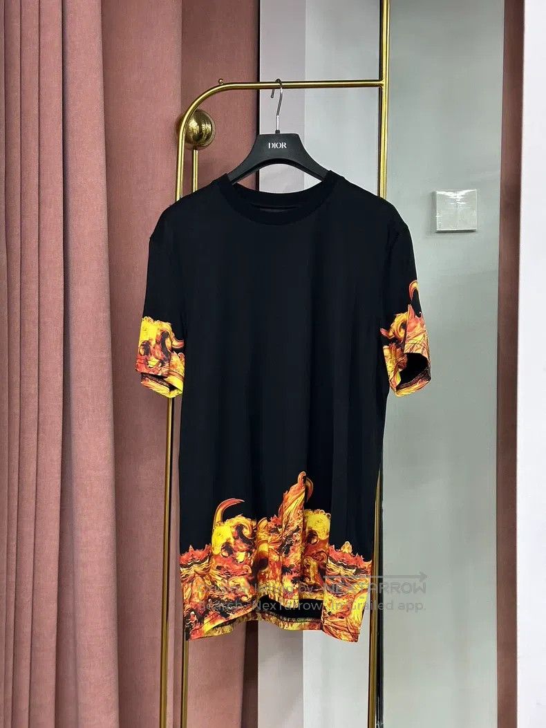 Givenchy Givenchy Black Flame Short Sleeve T-Shirt Size US M / EU 48-50 / 2 - 1 Thumbnail