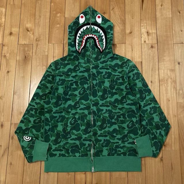 Bape 🔥Shibuya Store Camo🔥 BAPE CAMO Shark Full Zip Hoodie APE Size US L / EU 52-54 / 3 - 1 Thumbnail