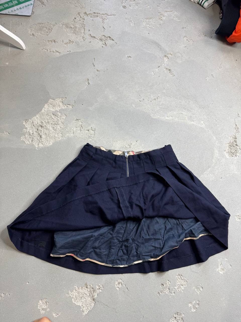 Burberry Burberry Mini Skirt Size 24" / US 00 / IT 34 - 4 Thumbnail