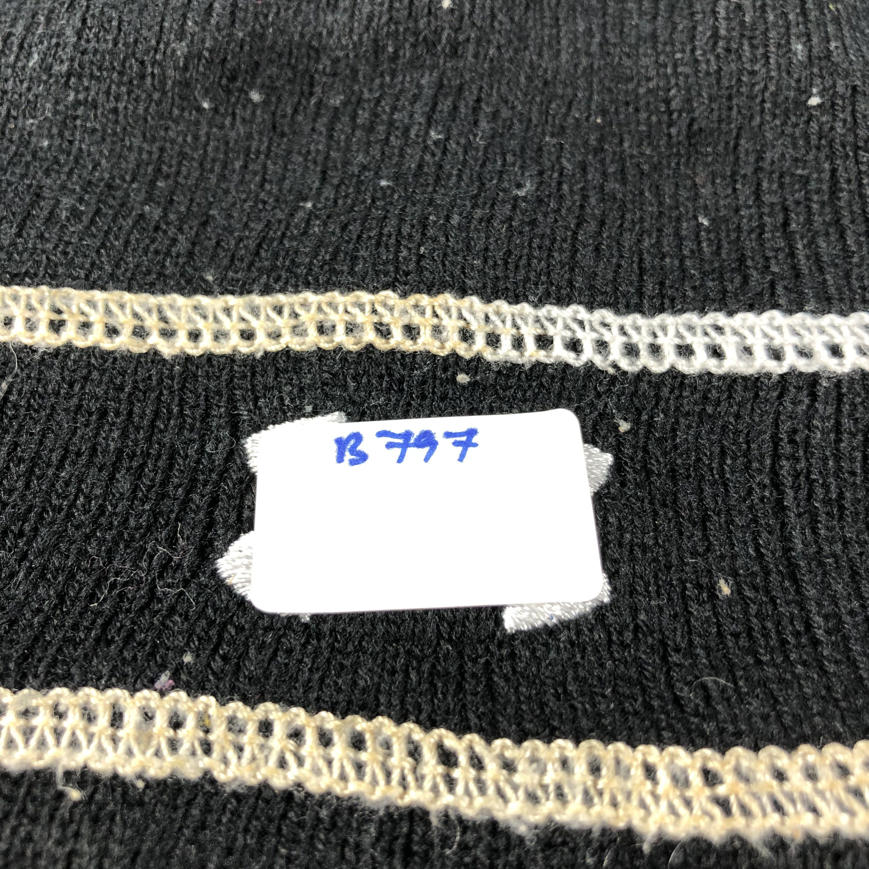 Under Armour Under Armour Beanie Snowcap Snow Hat B797 Size ONE SIZE - 12 Thumbnail