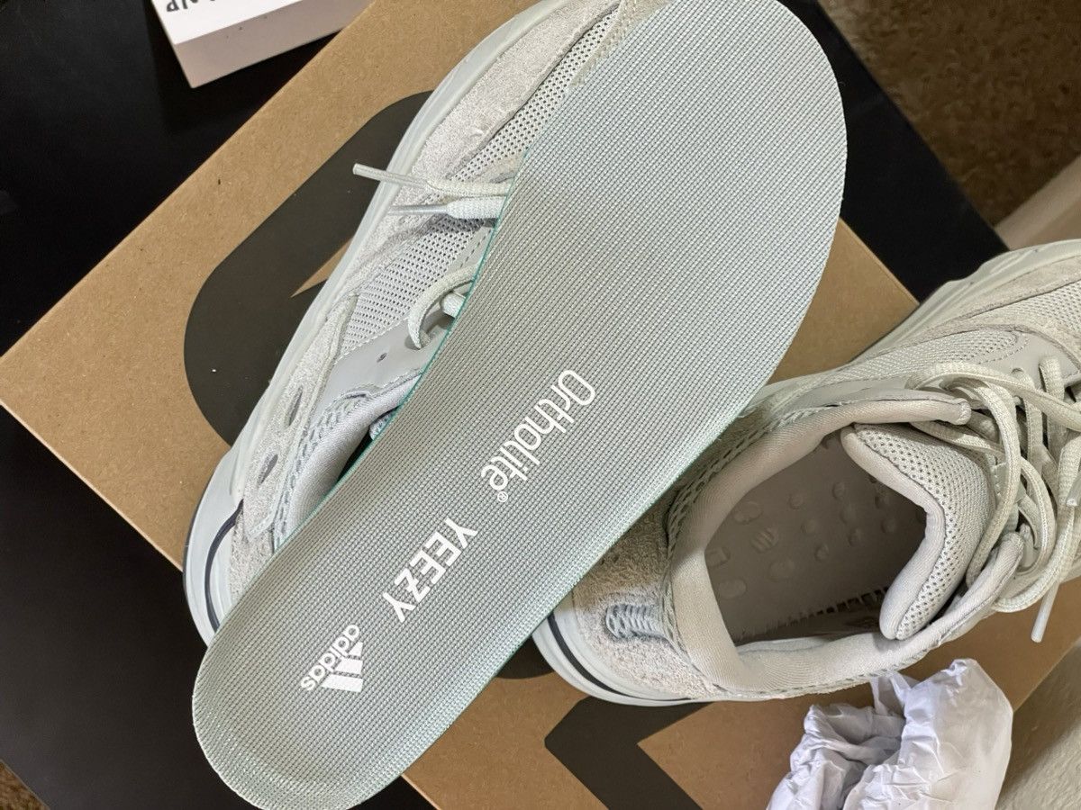 Yeezy Boost 700 Salt Bae Size