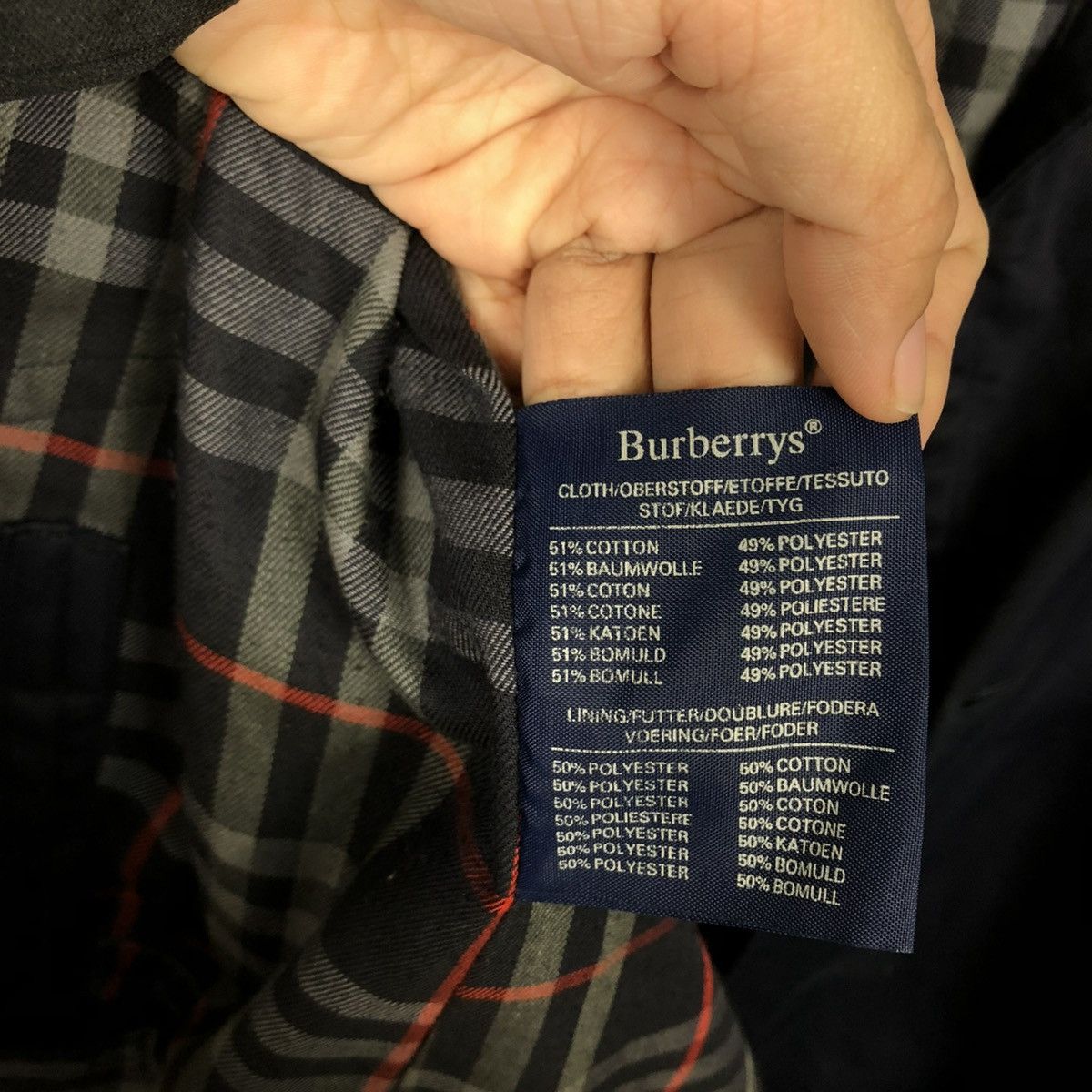 Burberry 🔥VINTAGE BURBERRYS MADE IN ENGLAND TRENCH COAT NOVA CHECK Size US M / EU 48-50 / 2 - 21 Thumbnail
